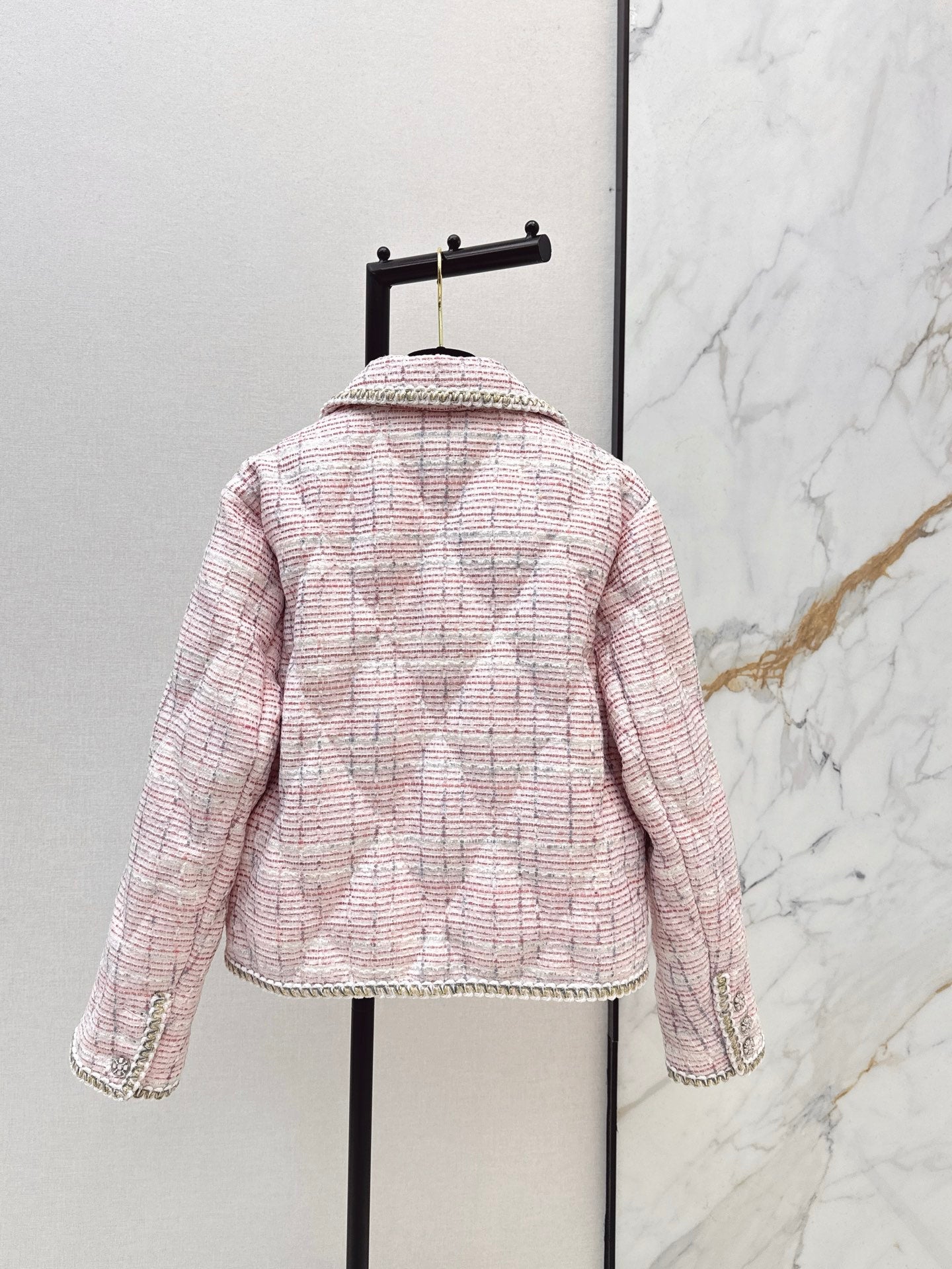 26SS NEUE Tweed-Daunenjacke
