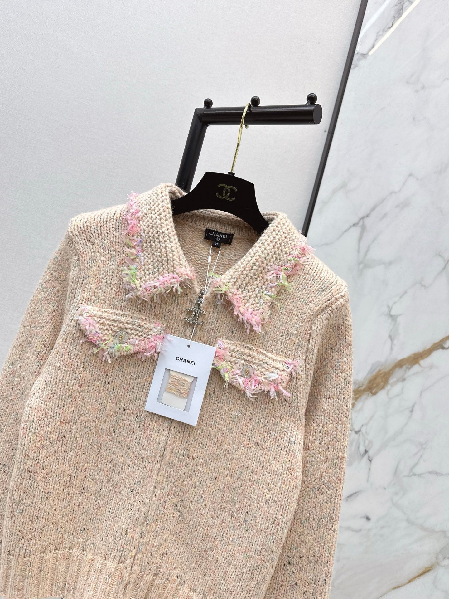 26SS NEUER Vintage-Cardigan