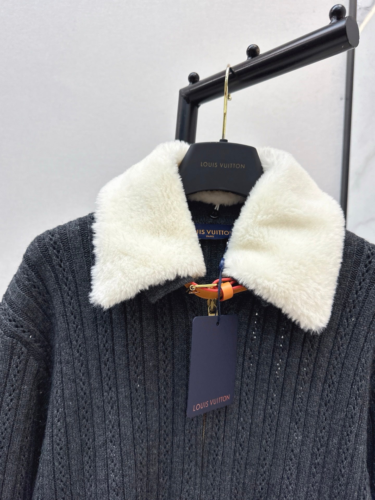 26SS NEUER Strickcardigan