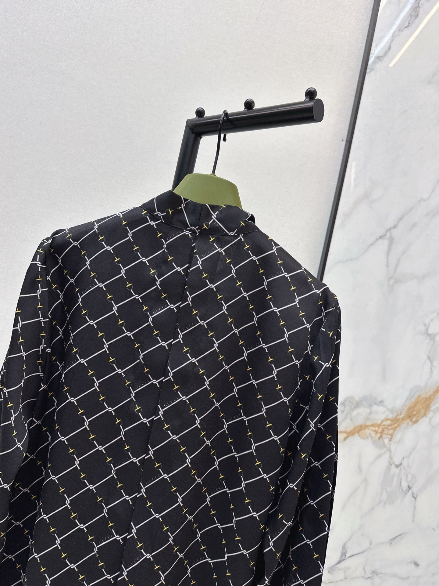 26SS NEUE Schleifenbluse