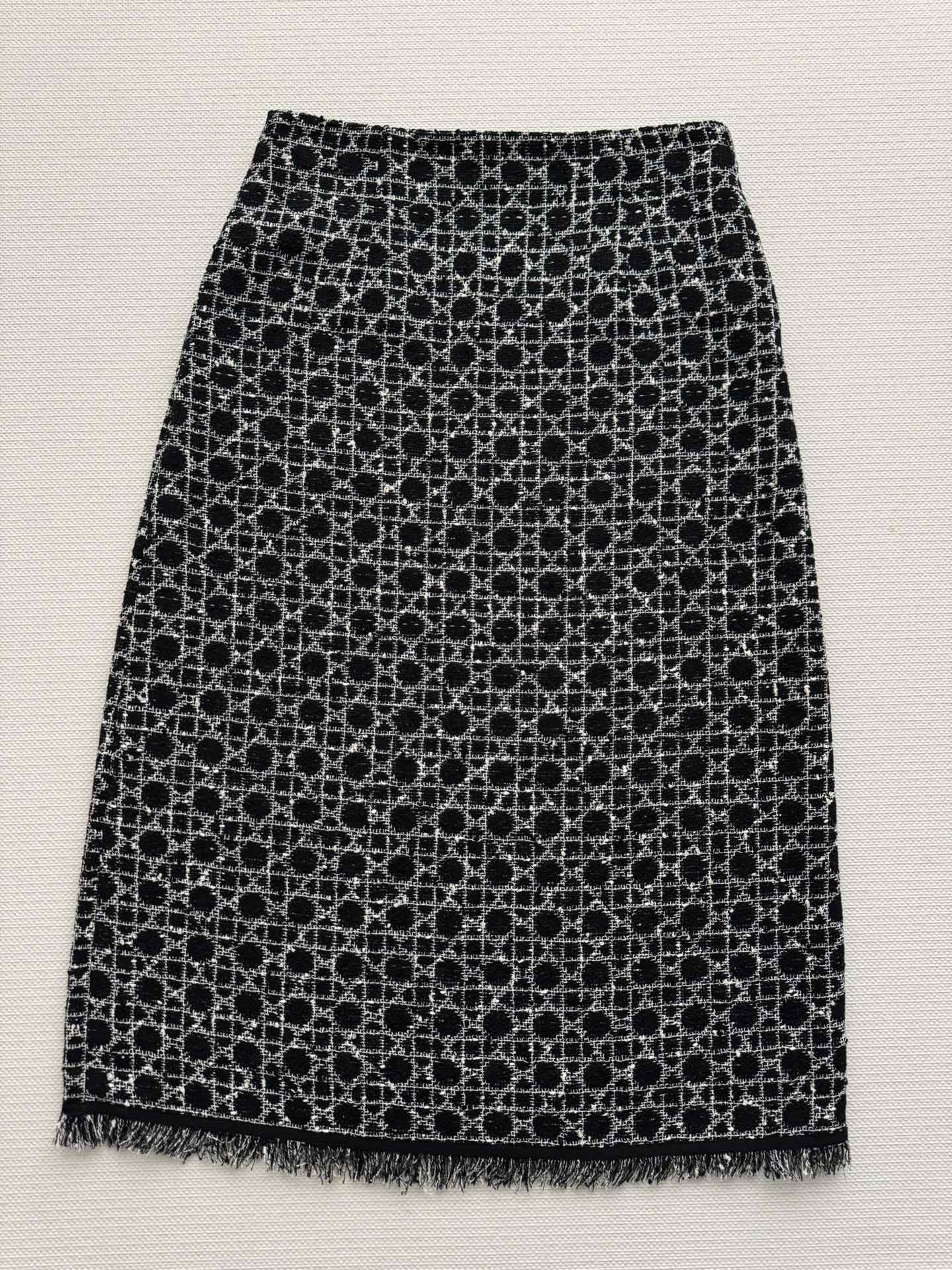 26SS NEW tweed skirt