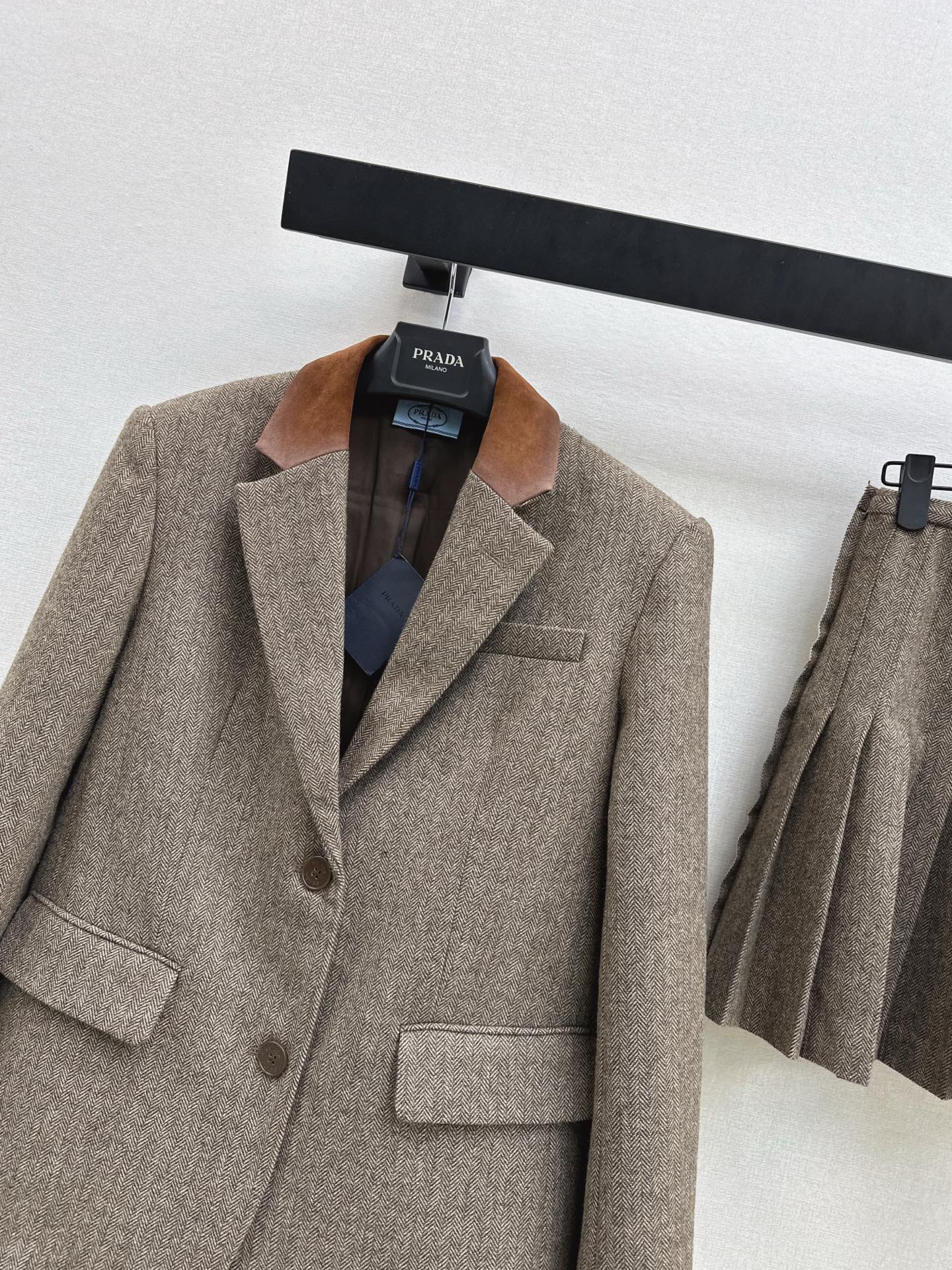 26SS Sehr beliebter Mode-Blazer