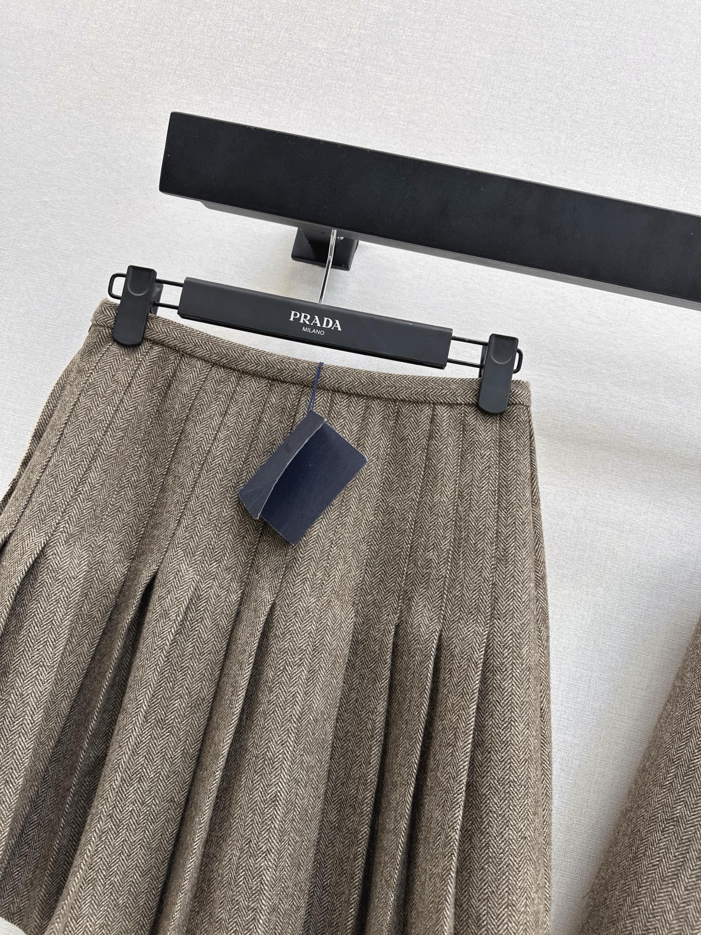 26SS Highly Popular Fashion skirt