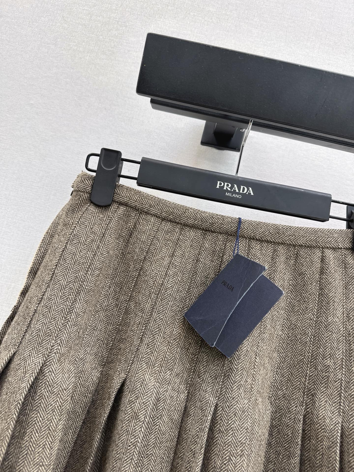 26SS Highly Popular Fashion skirt