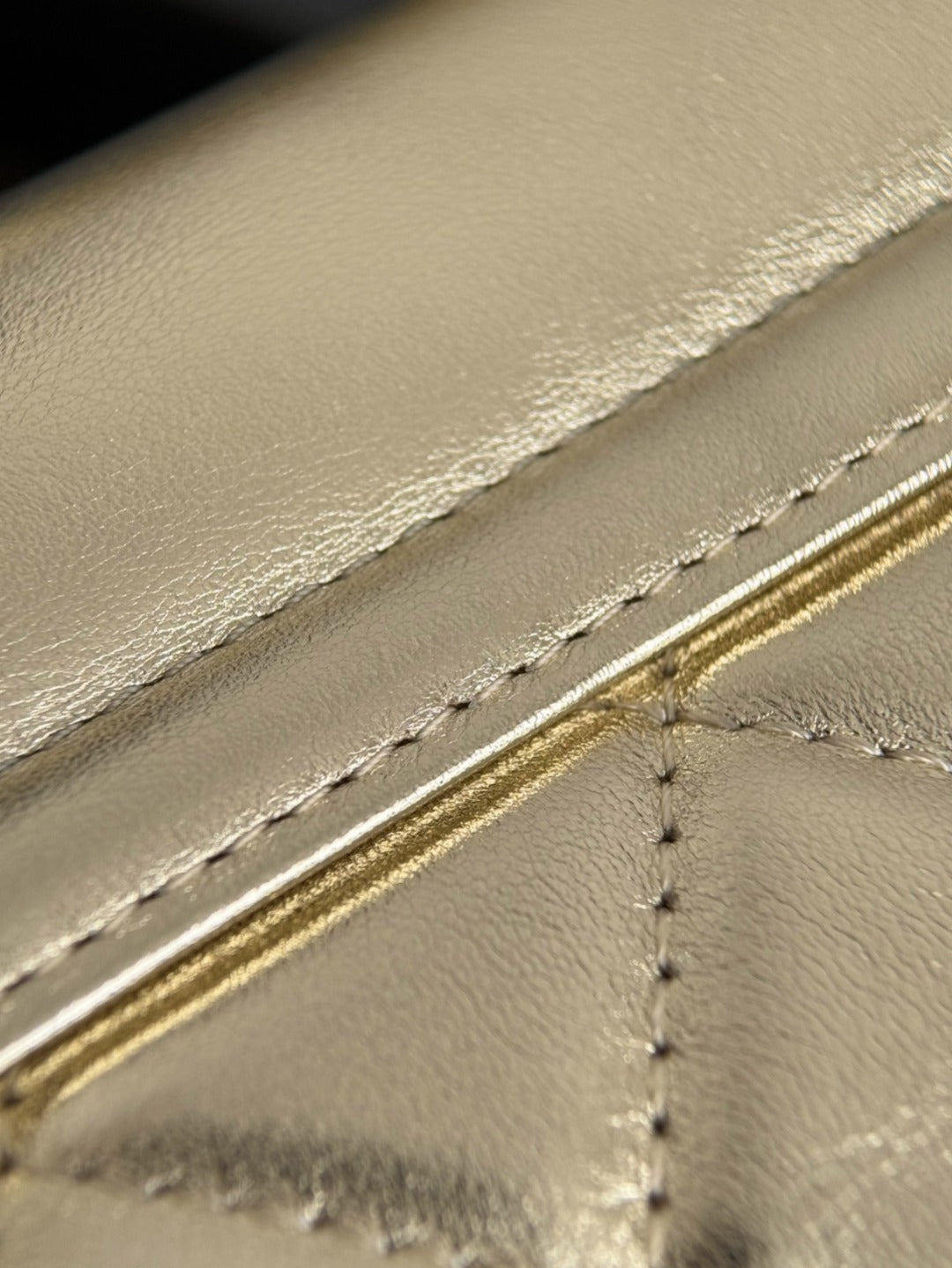 25A kelly bag with chain