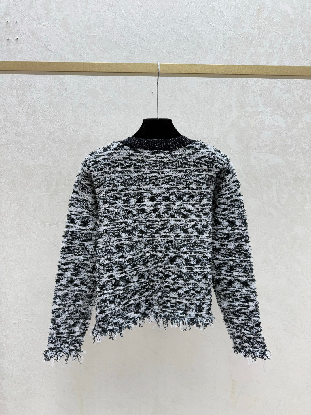26SS NEW Contrast color striped jacquard round neck knitted long-sleeved cardigan