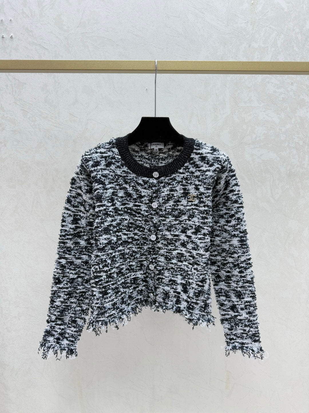 26SS NEW Contrast color striped jacquard round neck knitted long-sleeved cardigan