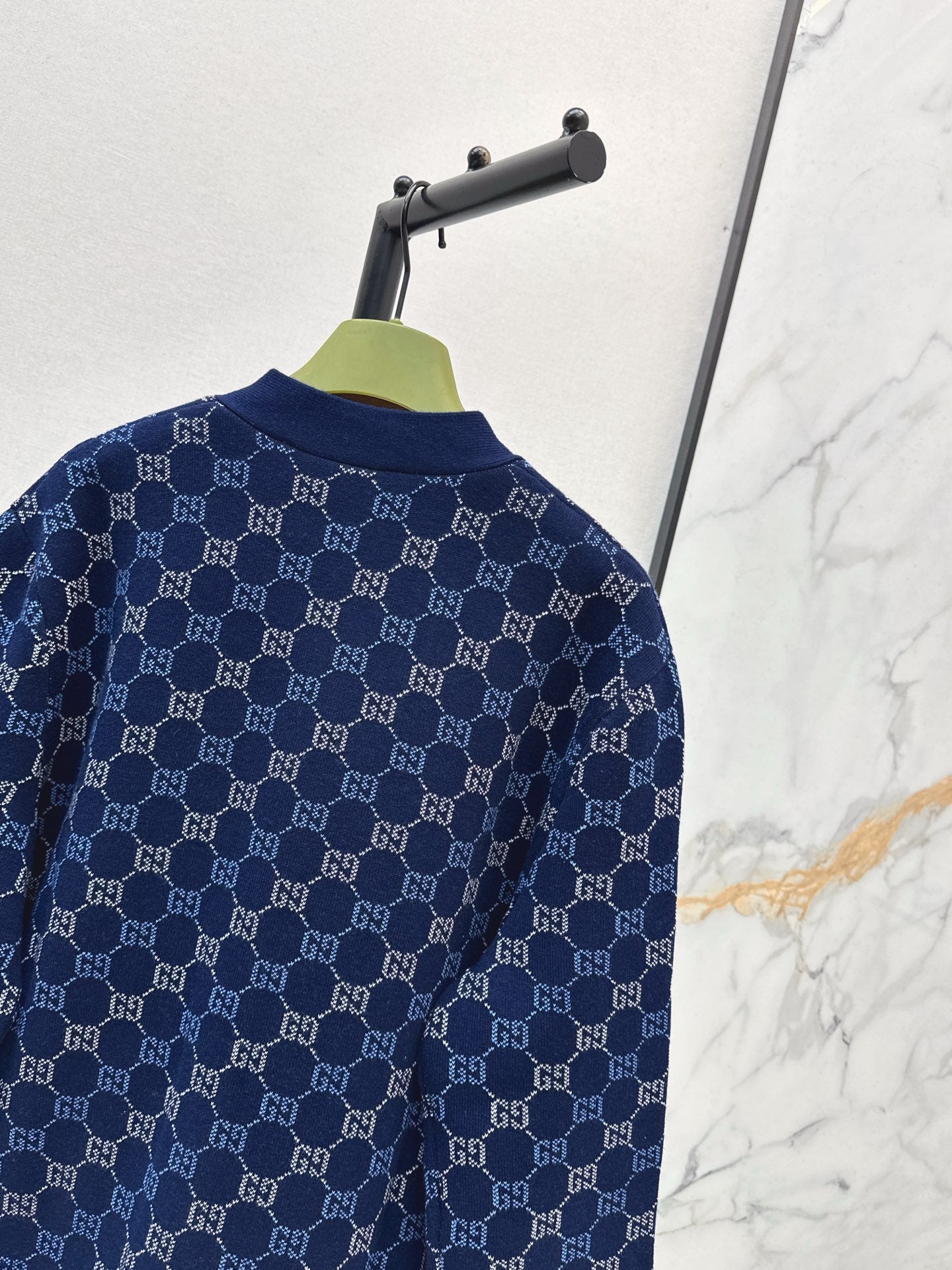 26SS NEUER Jacquard-Cardigan