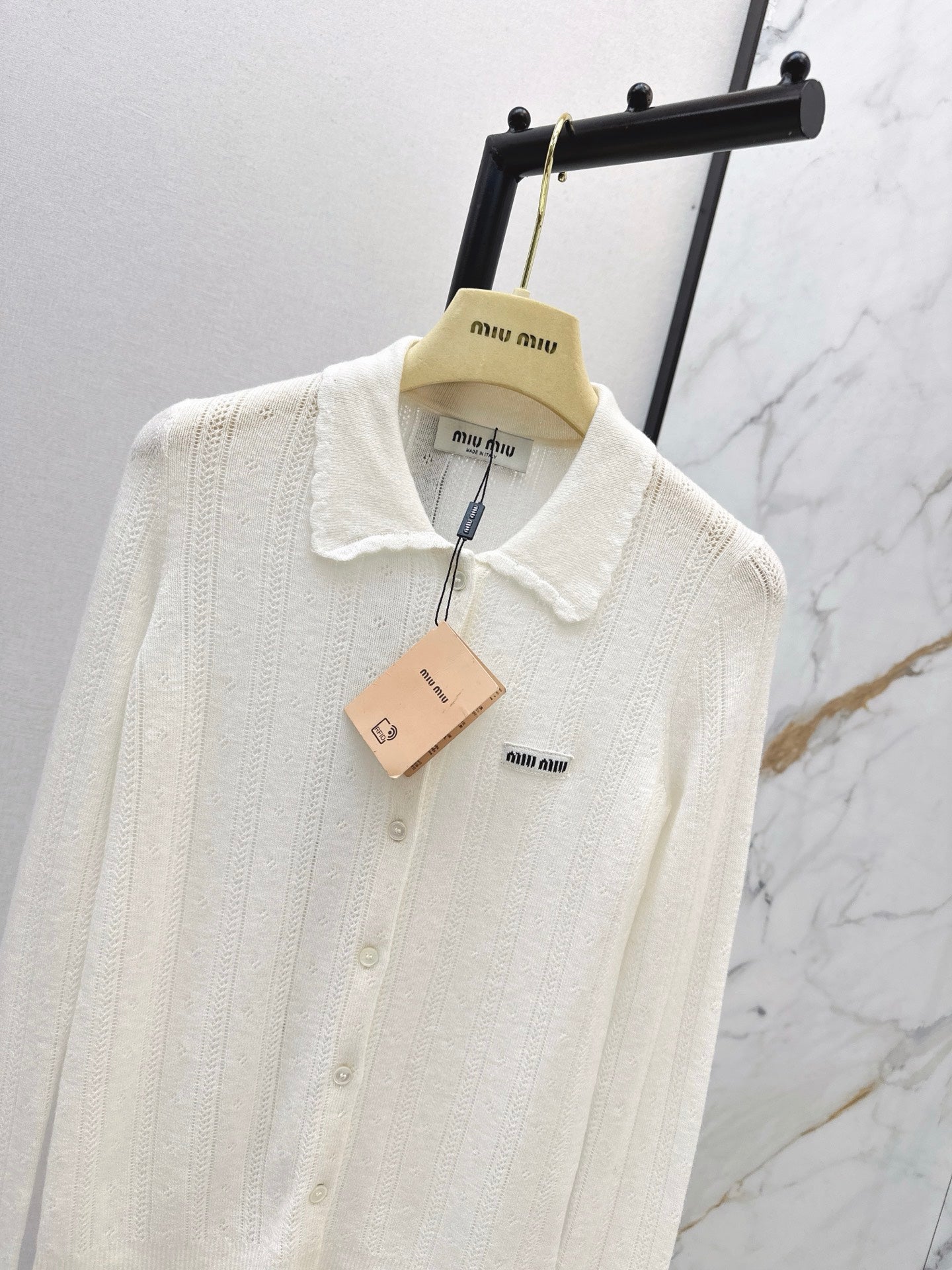 26SS NEUER Strickcardigan