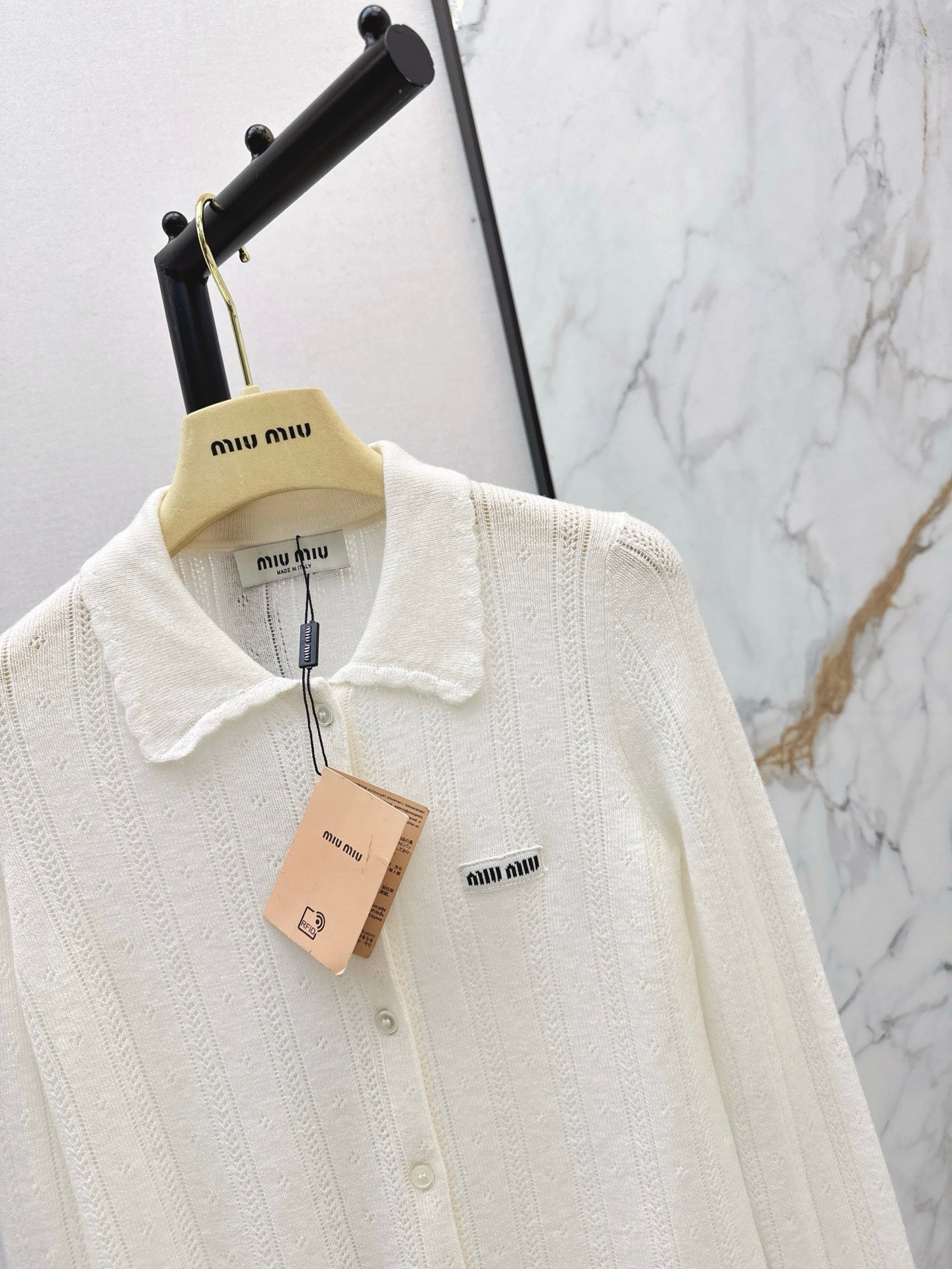 26SS NEUER Strickcardigan