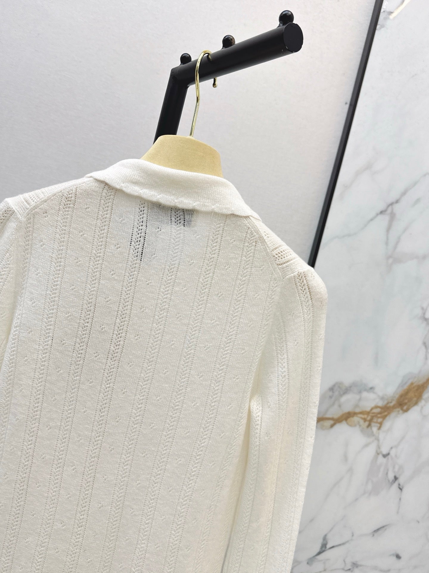 26SS NEUER Strickcardigan