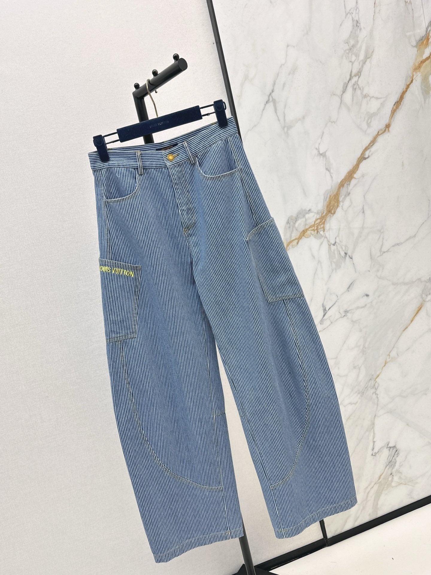 26SS NEUE gestreifte Wide-Leg Jeans
