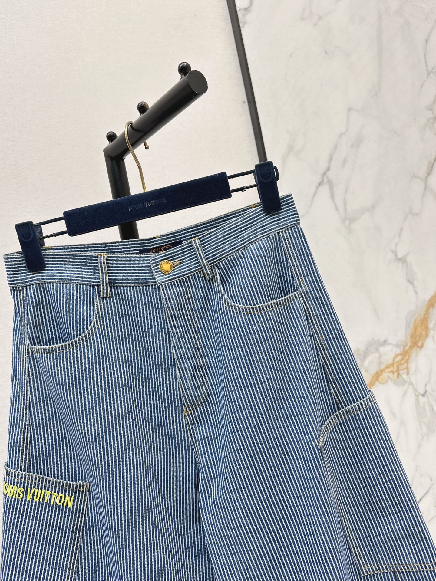 26SS NEUE gestreifte Wide-Leg Jeans