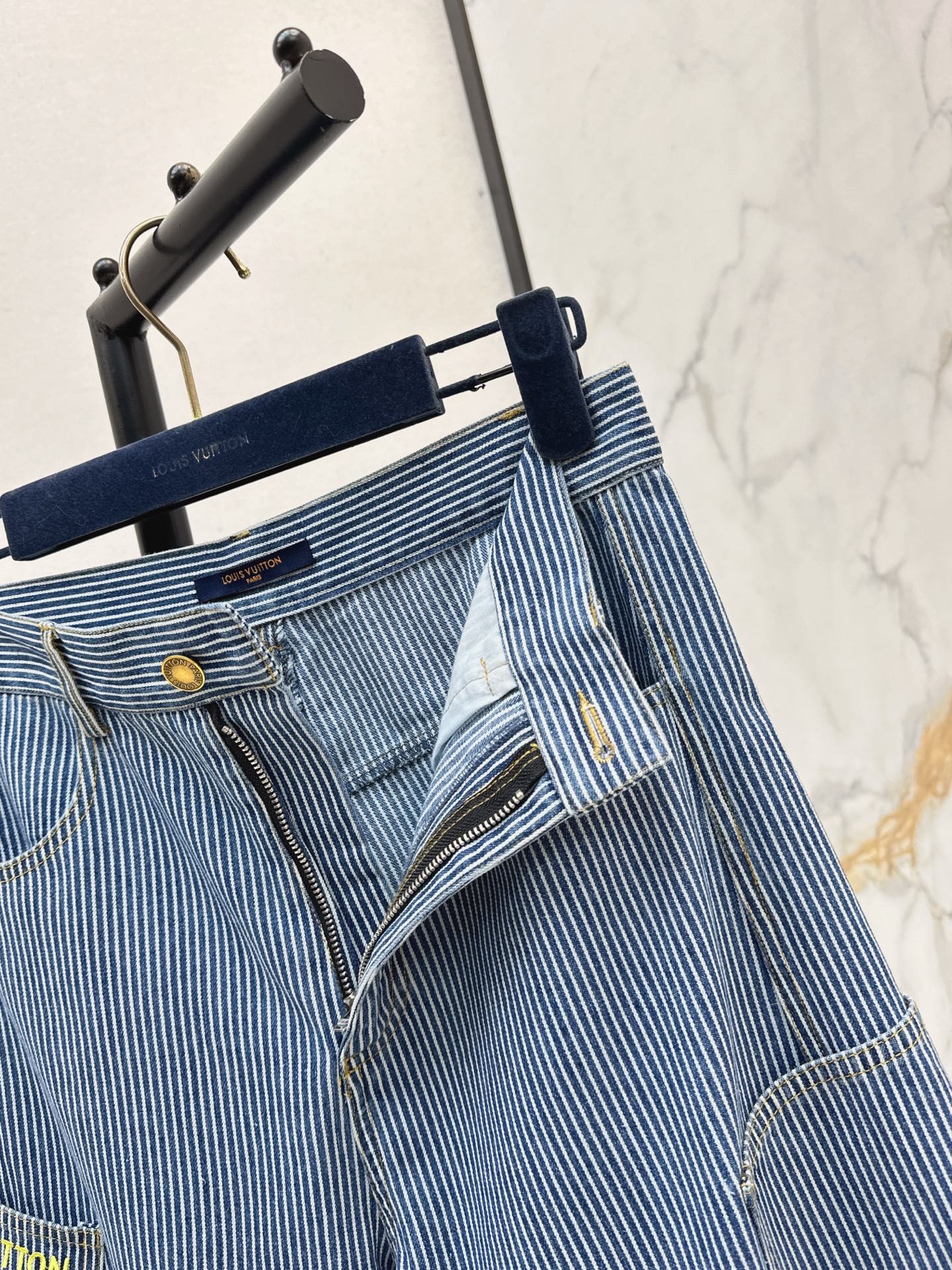 26SS NEUE gestreifte Wide-Leg Jeans