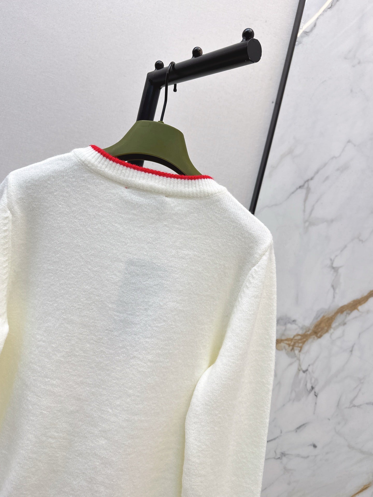 26SS NEUER V-Ausschnitt Cardigan