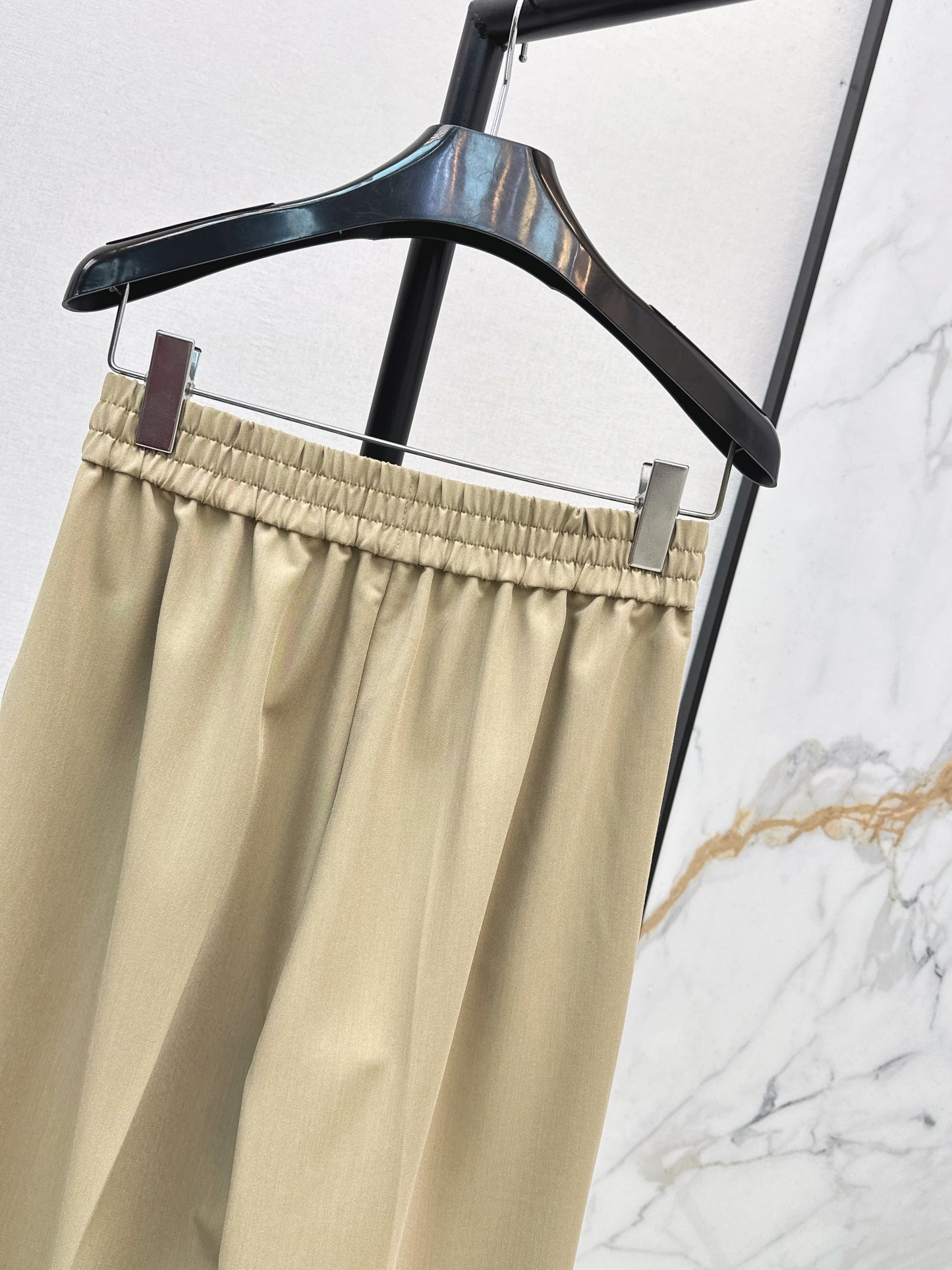 26SS NEUE Hose mit geradem Bein