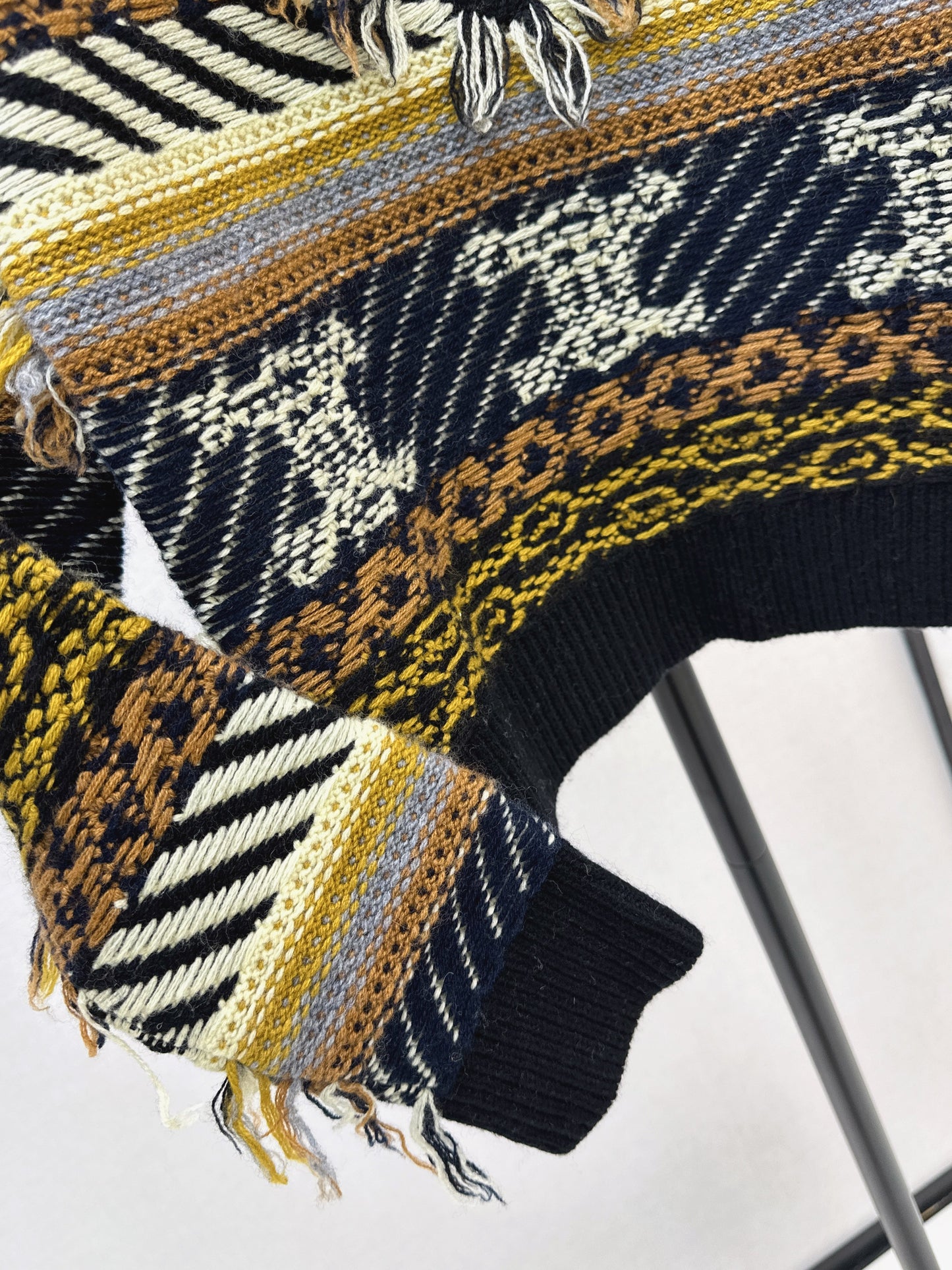 26SS NEUER Strickpullover mit Quasten