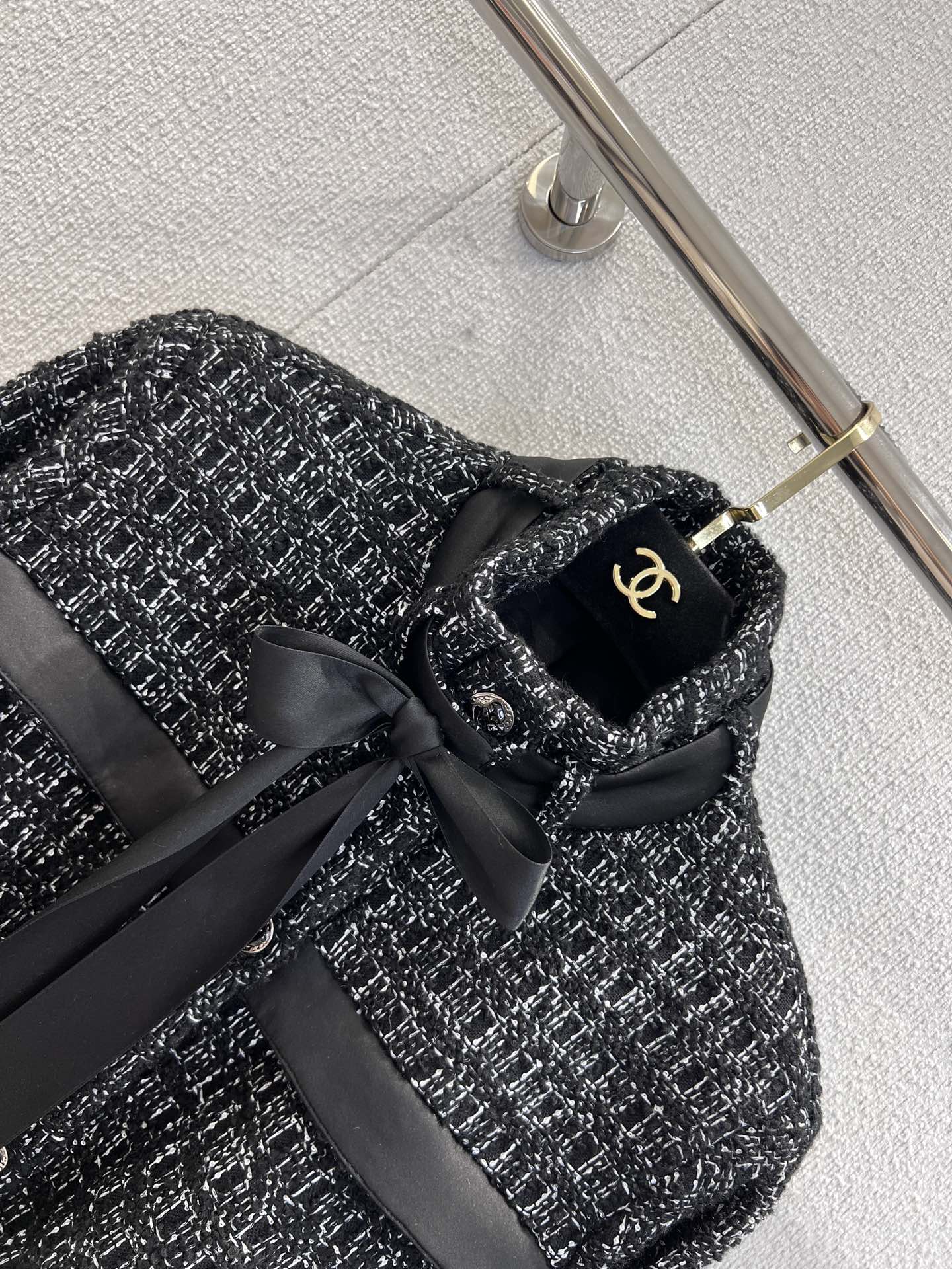 🔥HEISS🔥AAA🔥26SS NEU Stehkragen-Tweedjacke mit Bandverzierung