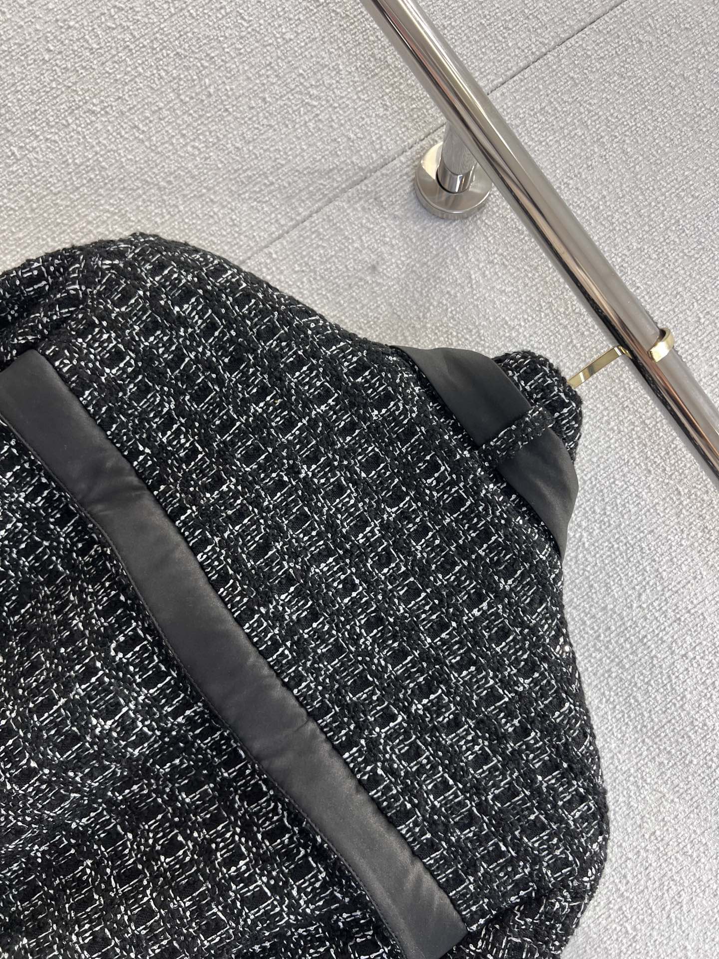🔥HEISS🔥AAA🔥26SS NEU Stehkragen-Tweedjacke mit Bandverzierung