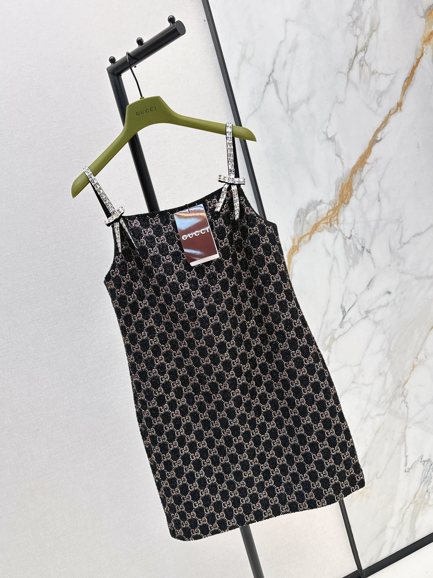26SS NEUES diamantgewebtes Slip-Kleid aus Dimon-Kristall