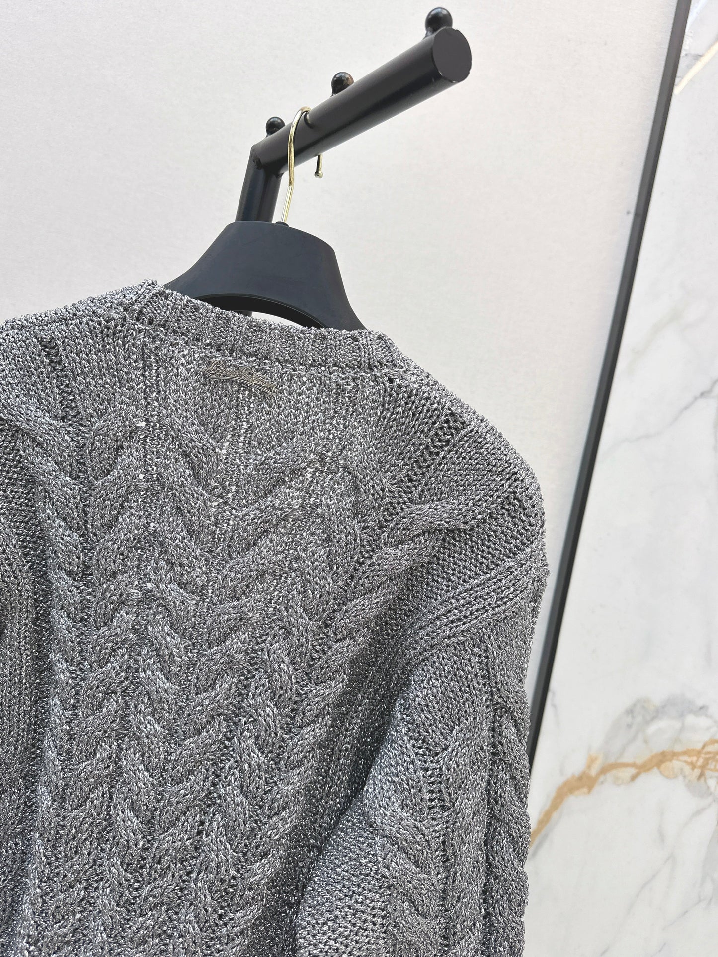 26SS NEUE Strickjacke