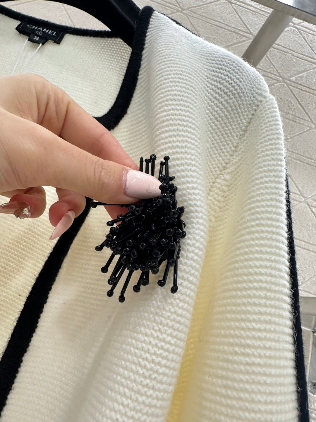 26SS NEUER Wollcardigan