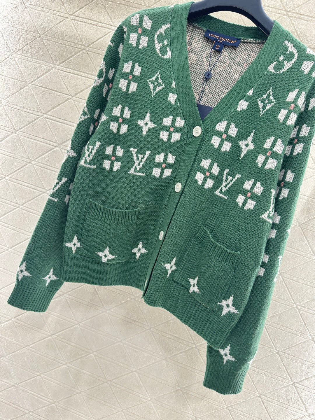 26SS NEUE Jacquard-Strickjacke