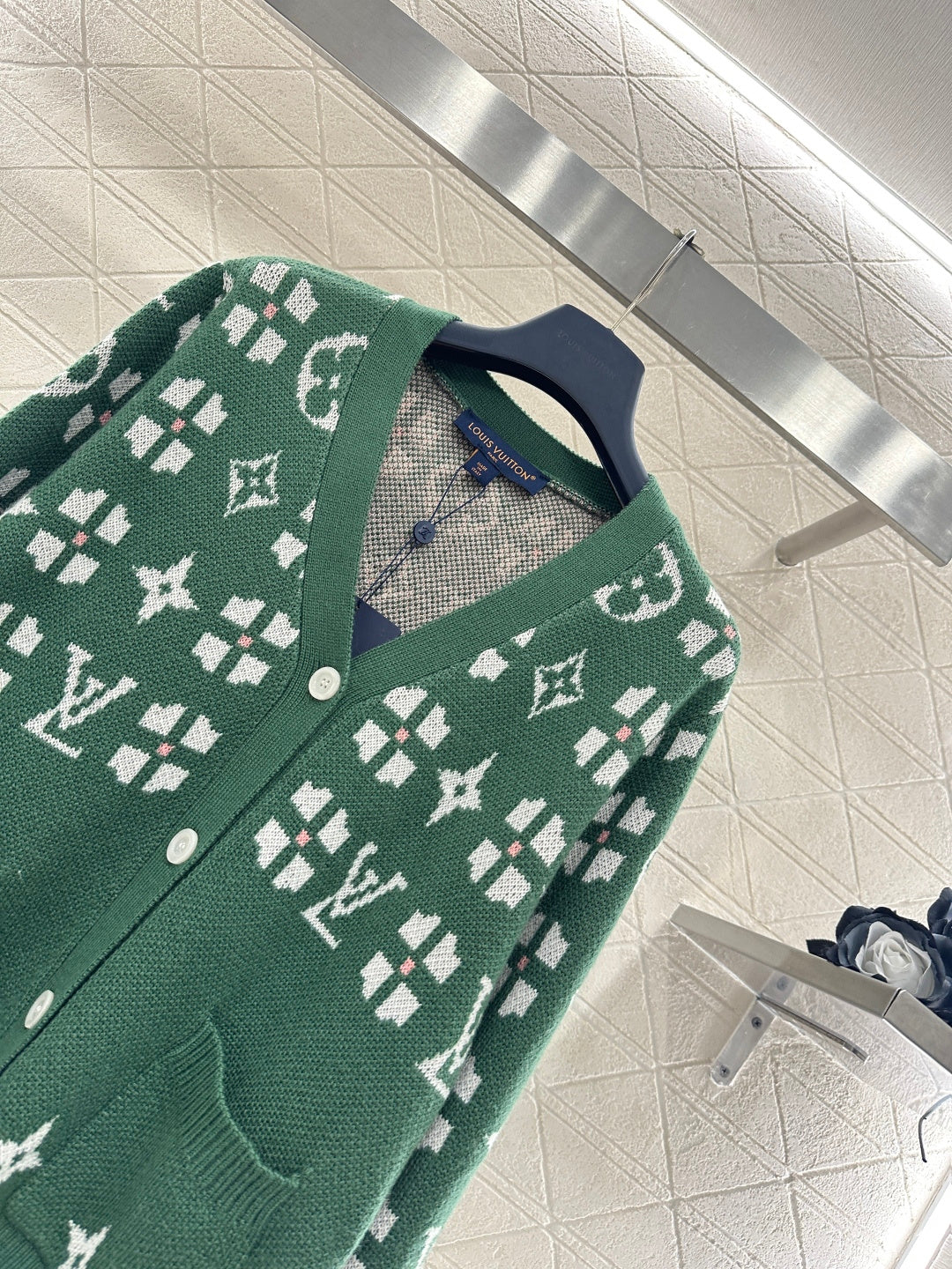26SS NEUE Jacquard-Strickjacke