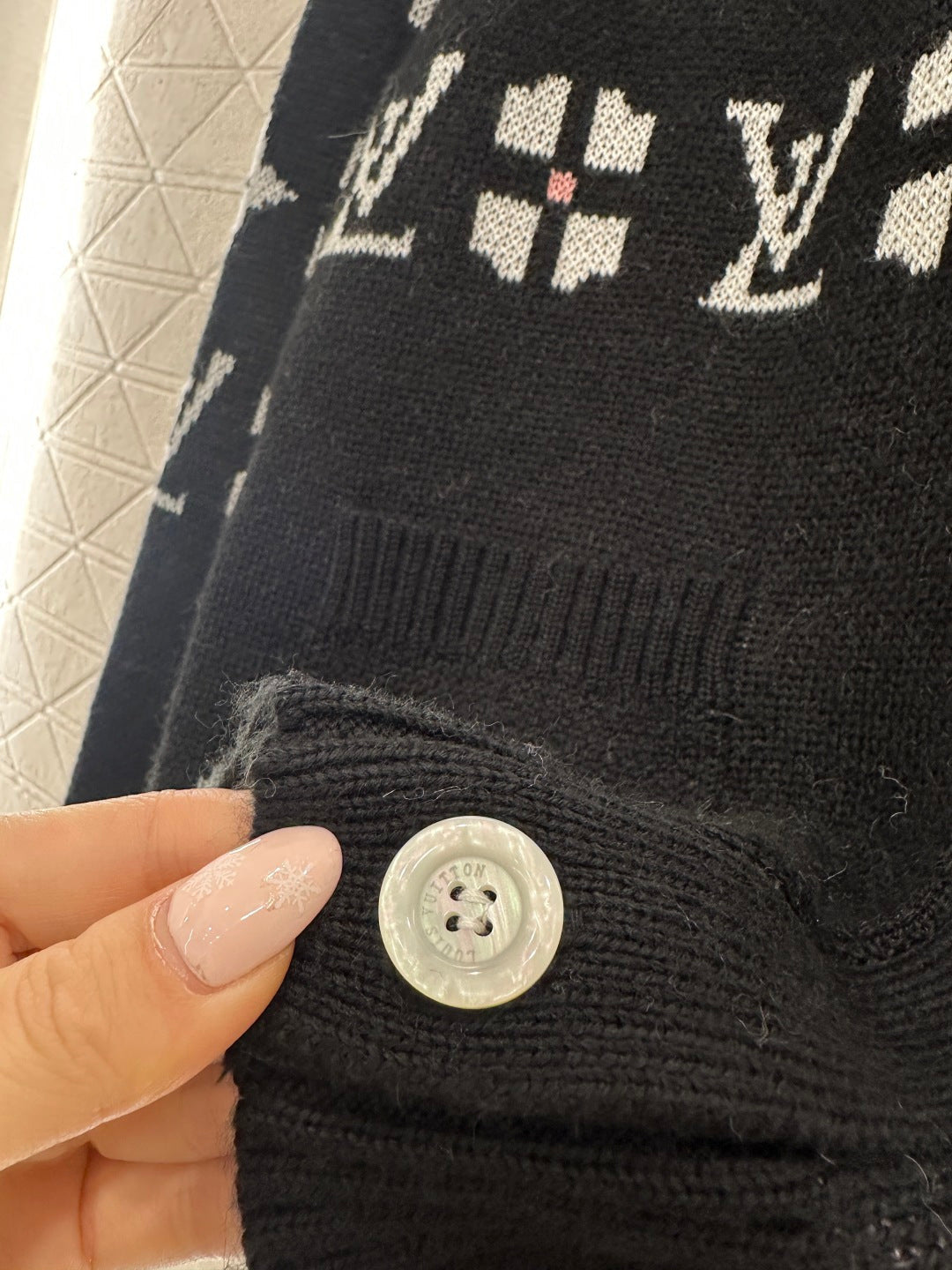 26SS NEUE Jacquard-Strickjacke