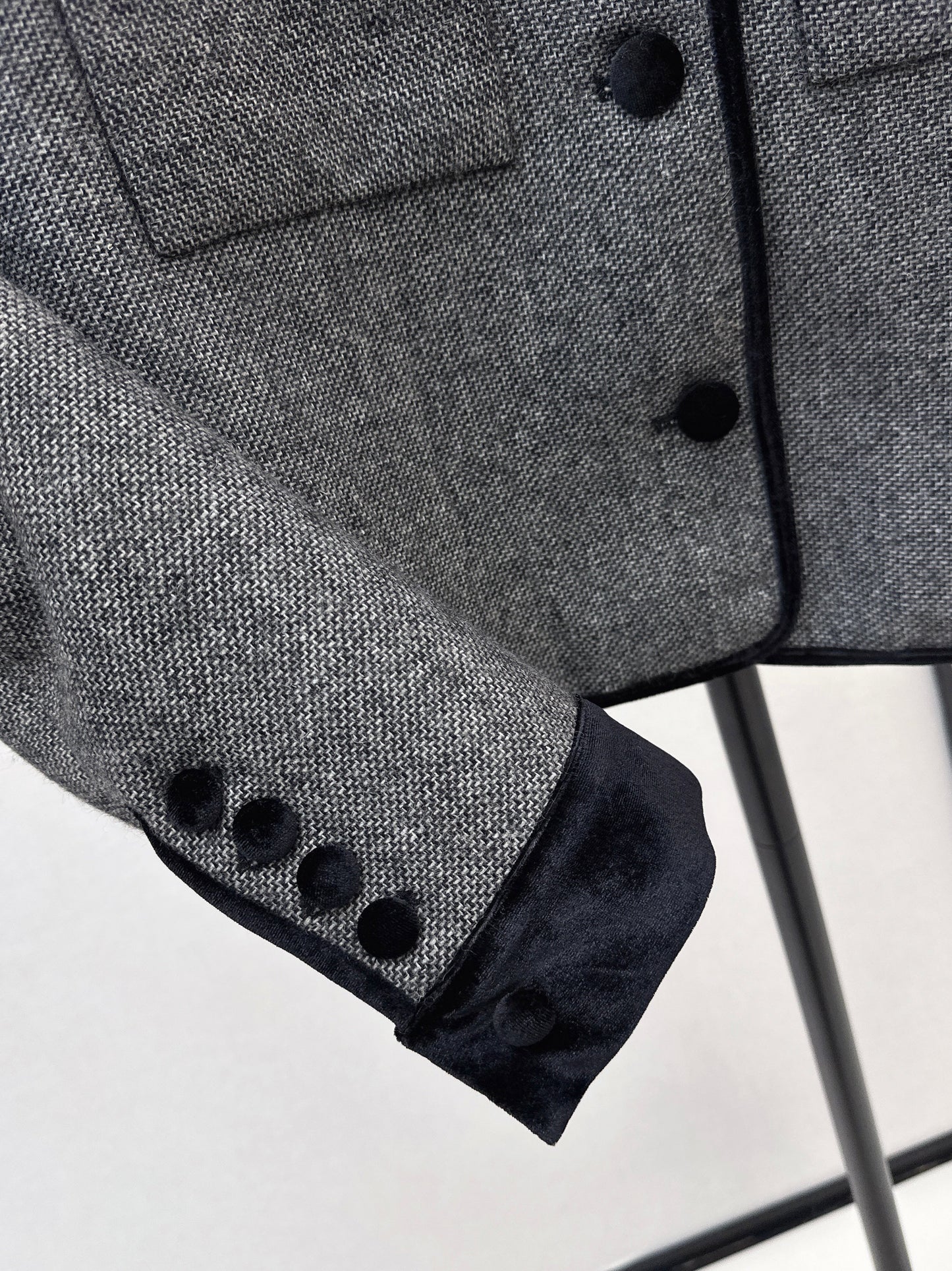 26SS NEUE Vertragssamtjacke