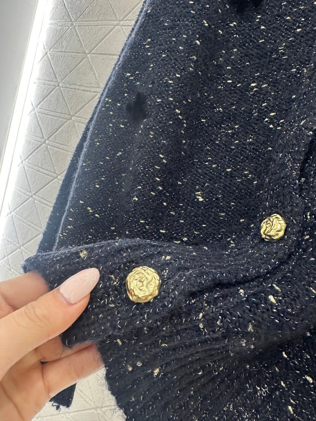26SS NEUER 3D-Schleifen-Cardigan
