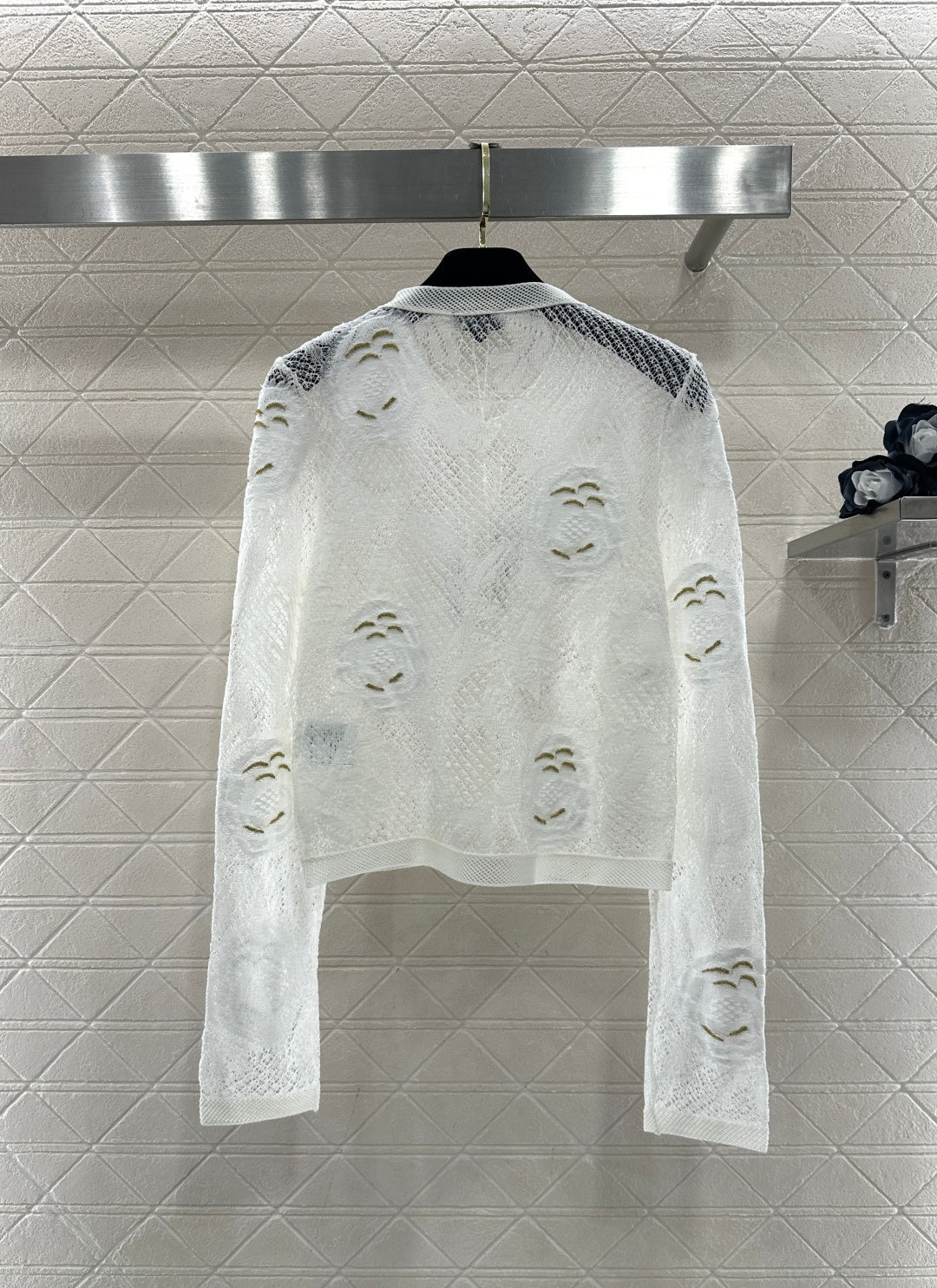 26SS NEUER Cardigan mit 3D-Blumenstickerei