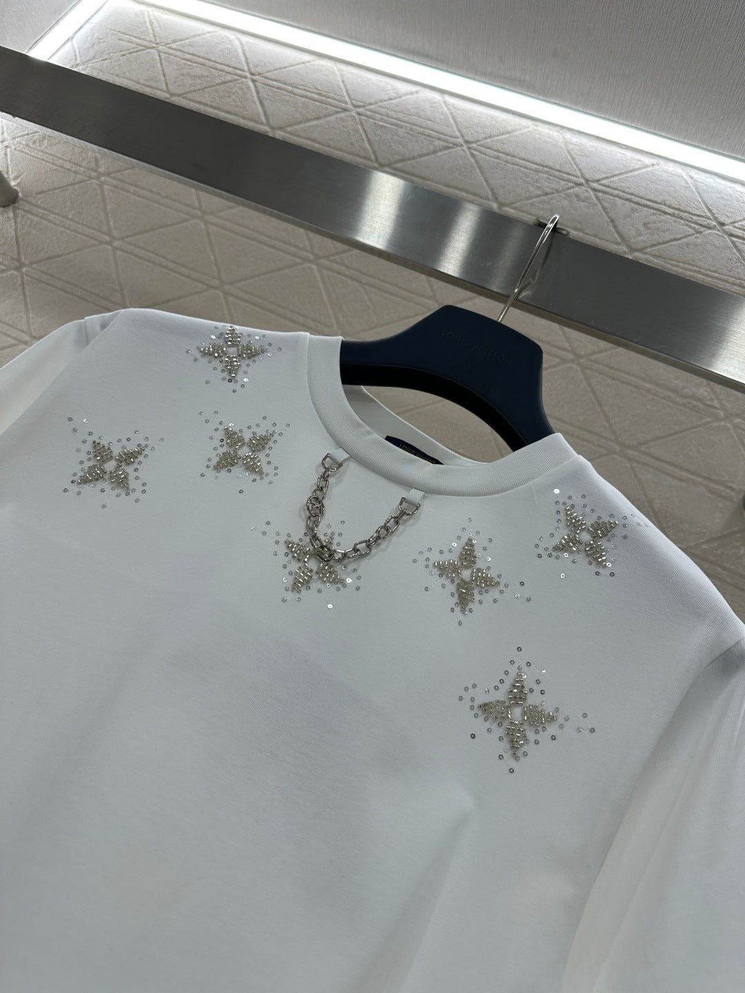 26SS NEUE bestickte T-Shirts