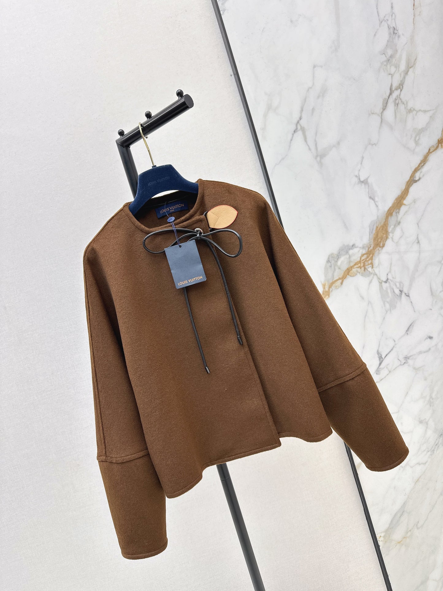 26SS NEUE Jacke