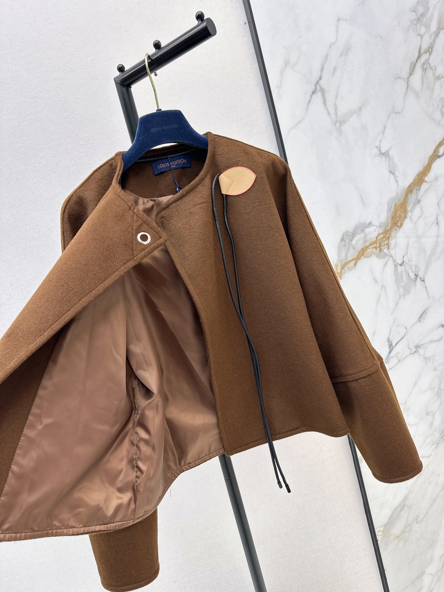26SS NEUE Jacke