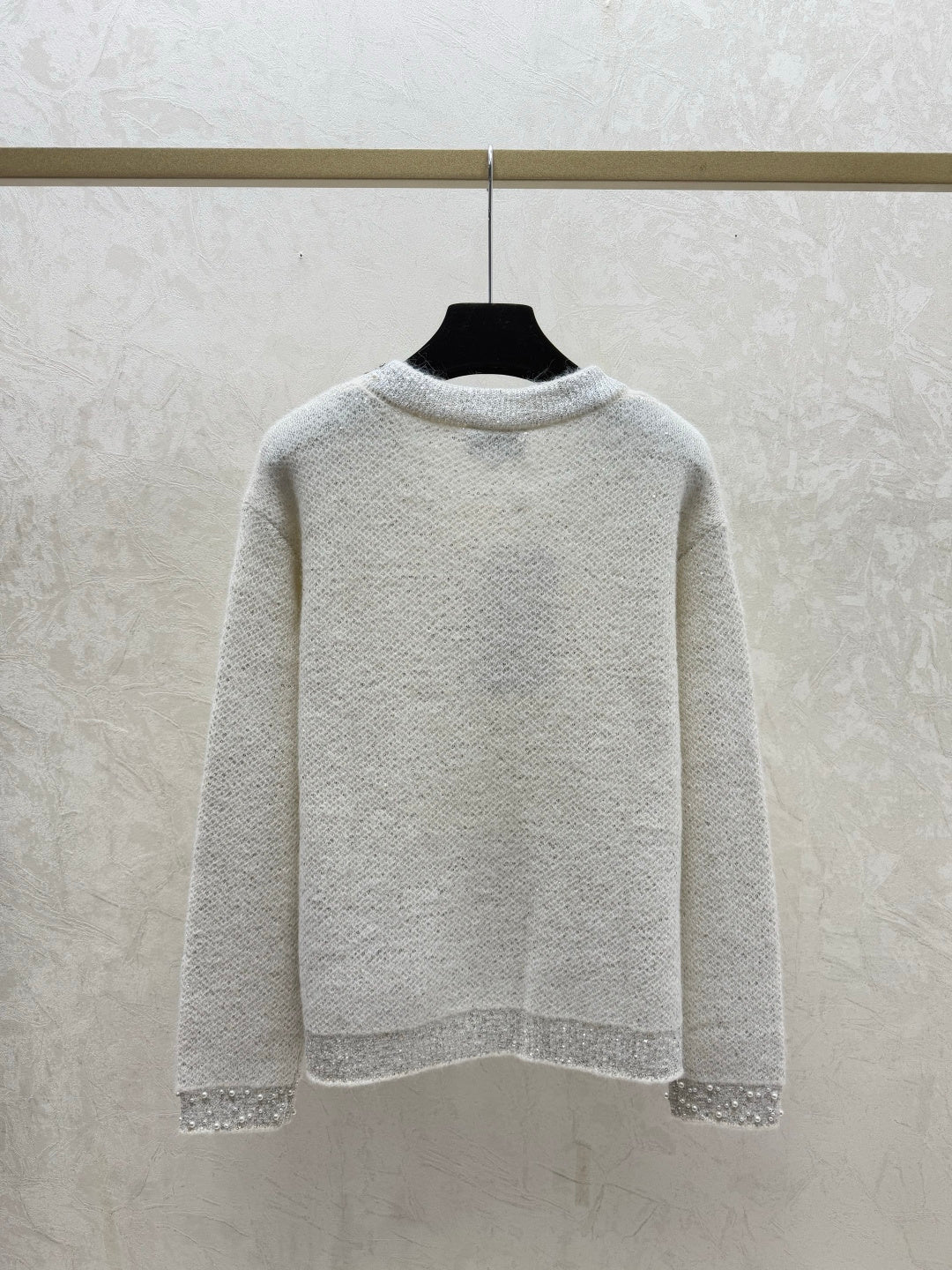 26SS NEW Heavy beading V-neck knitted long sleeves