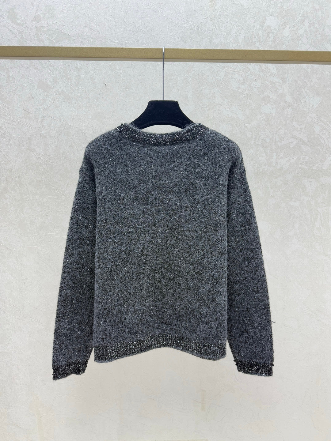 26SS NEW Heavy beading V-neck knitted long sleeves