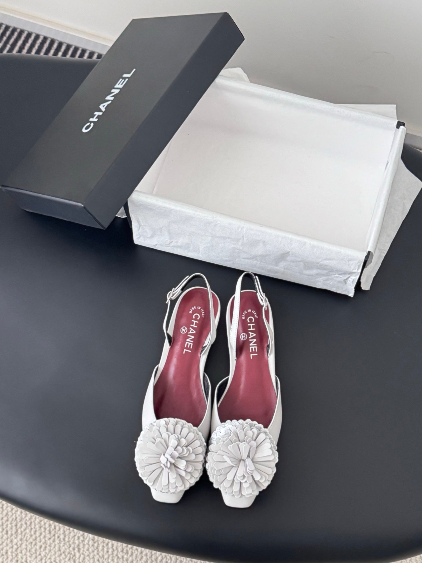 26SS NEW slingback flats