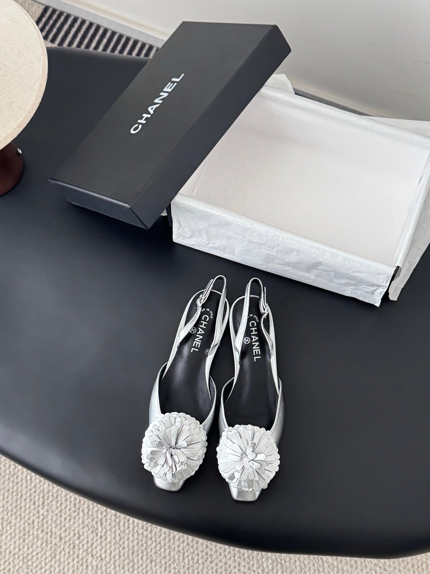 26SS NEW slingback flats