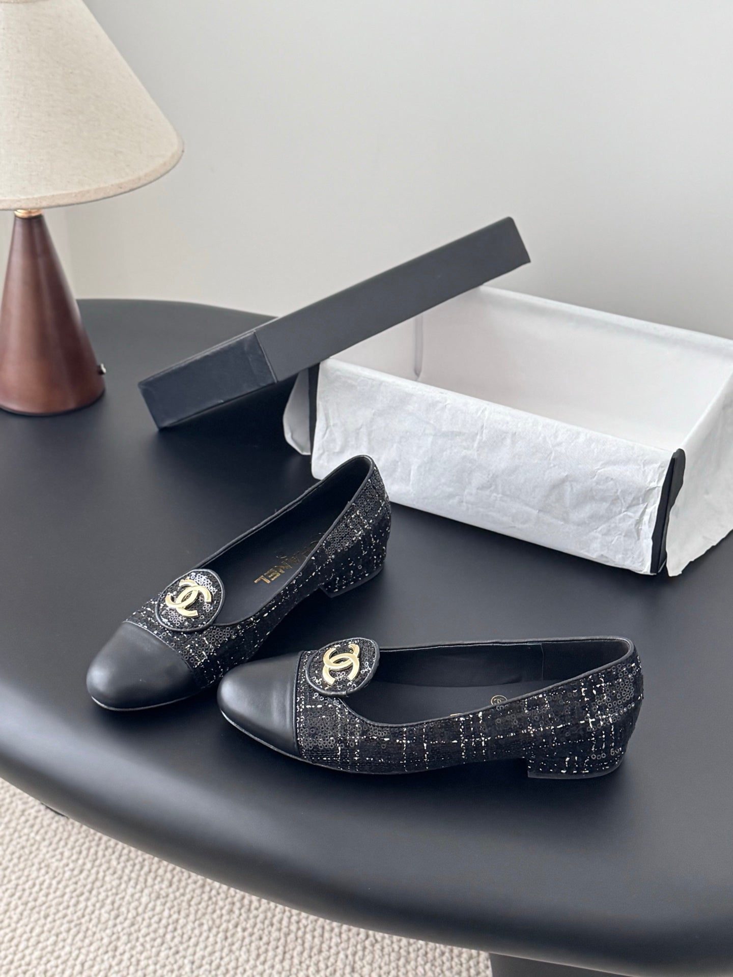 26SS NEUE Vintage-Ballerinas