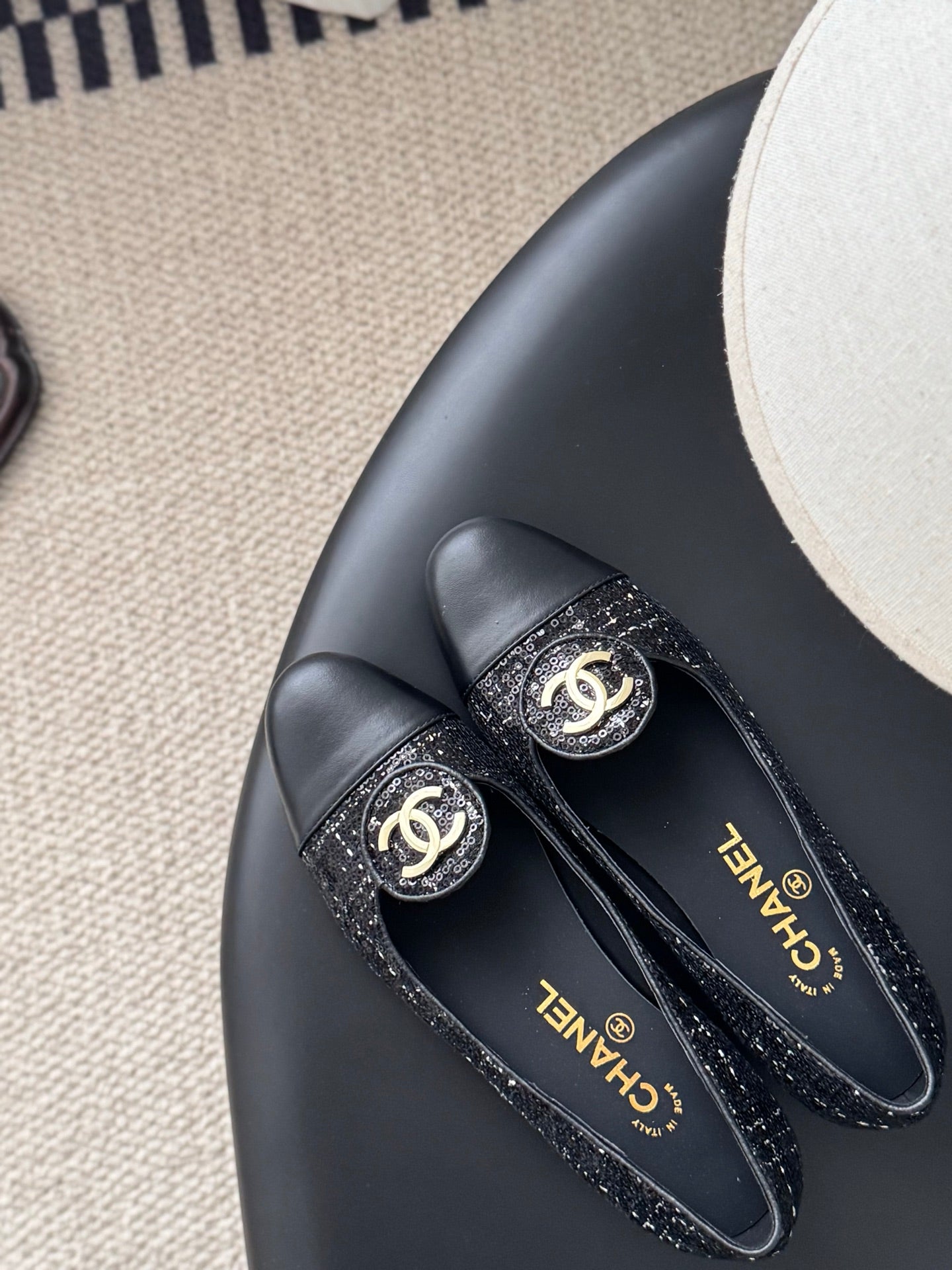 26SS NEUE Vintage-Ballerinas