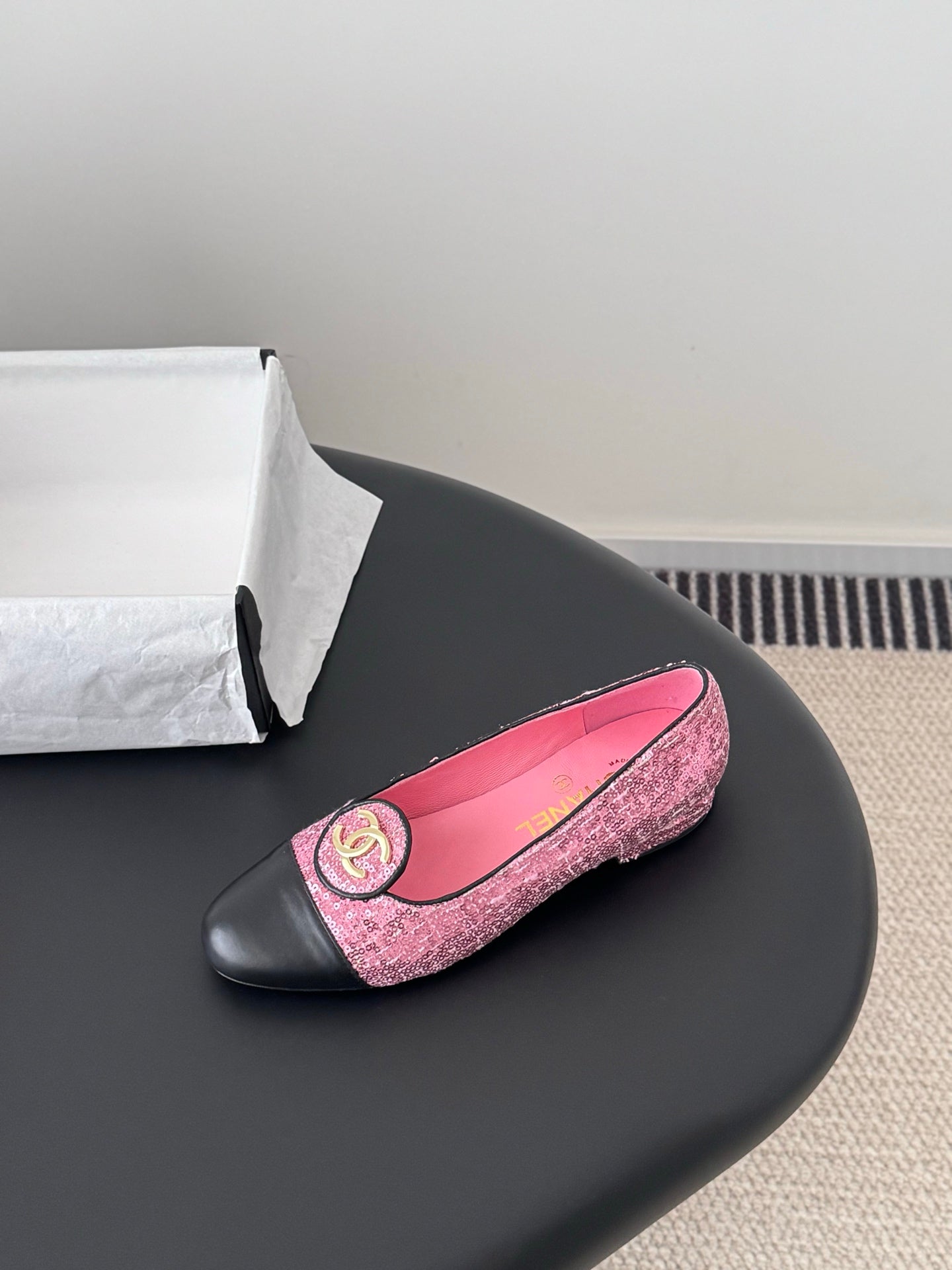 26SS NEUE Vintage-Ballerinas