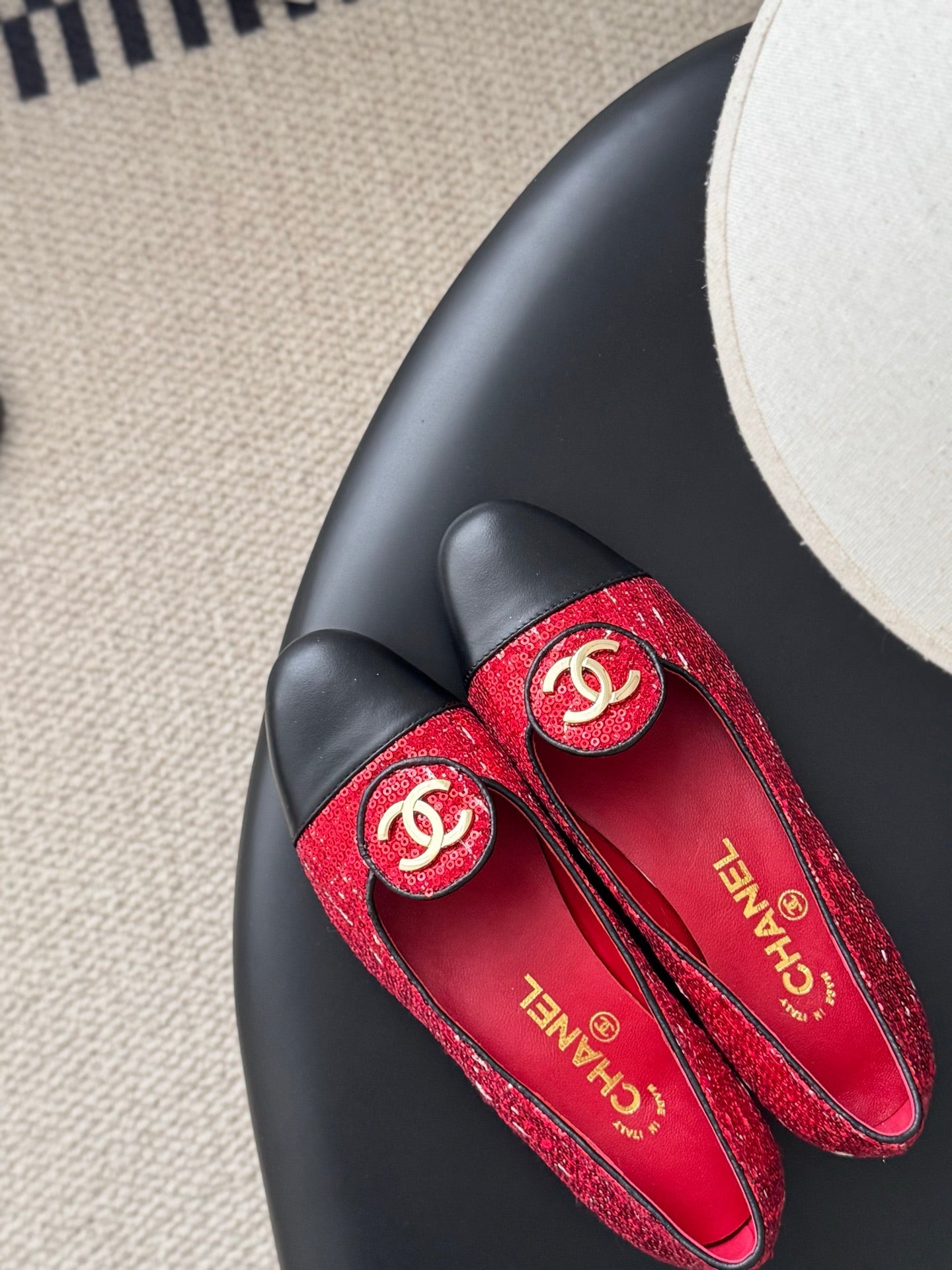 26SS NEUE Vintage-Ballerinas