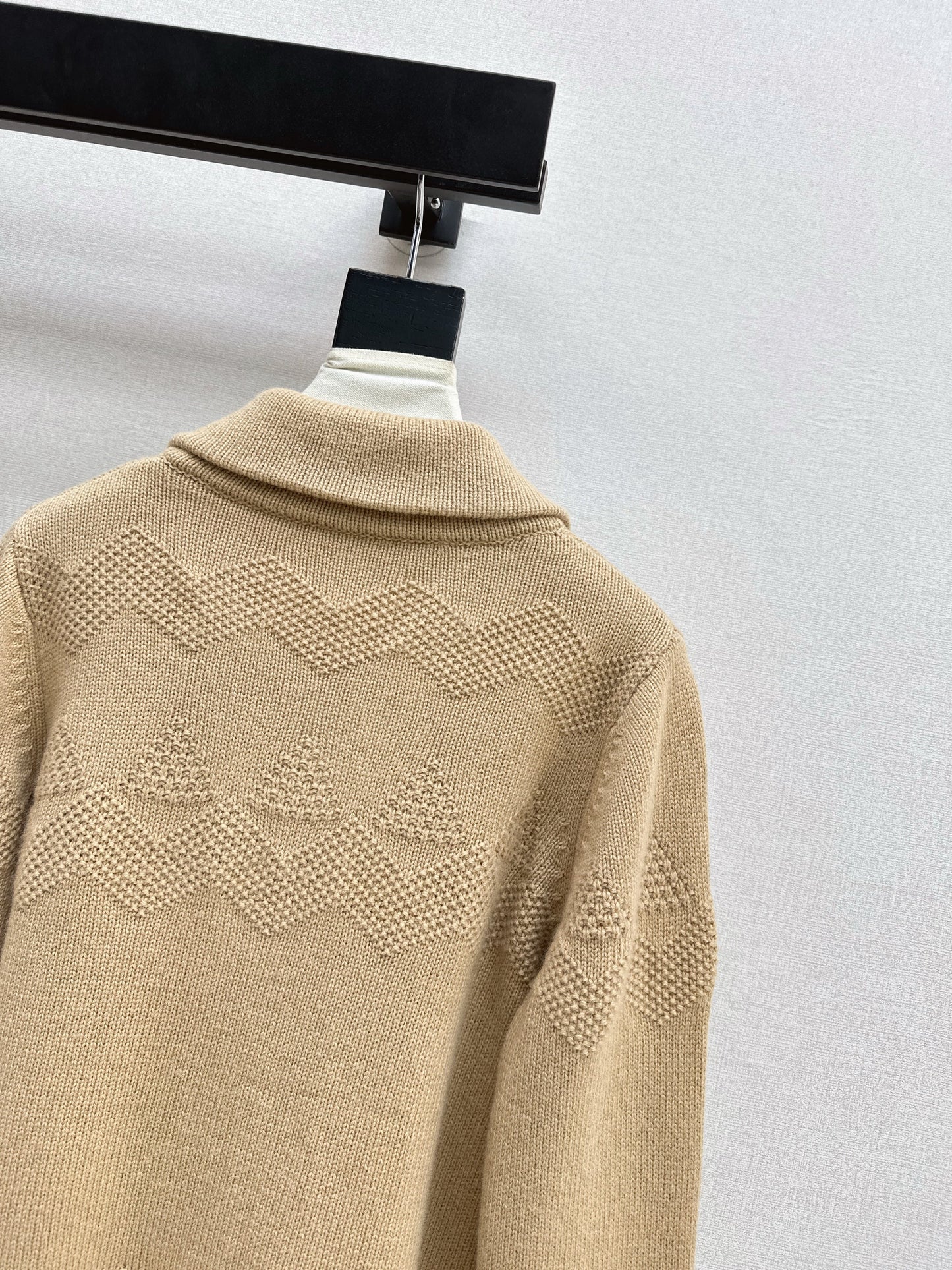 26SS NEW v-neck cardigan
