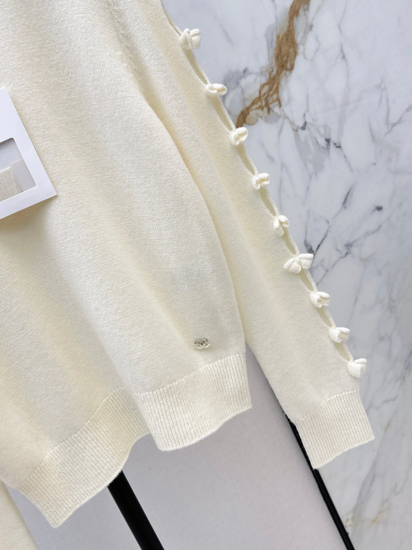 26SS NEUER Kaschmirpullover
