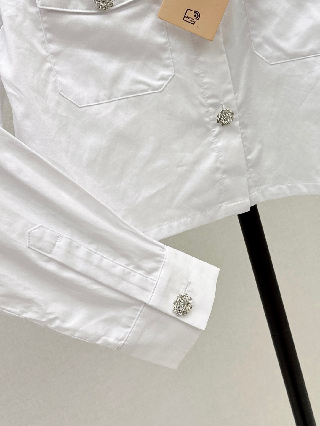 26SS NEUE Strass-Bluse