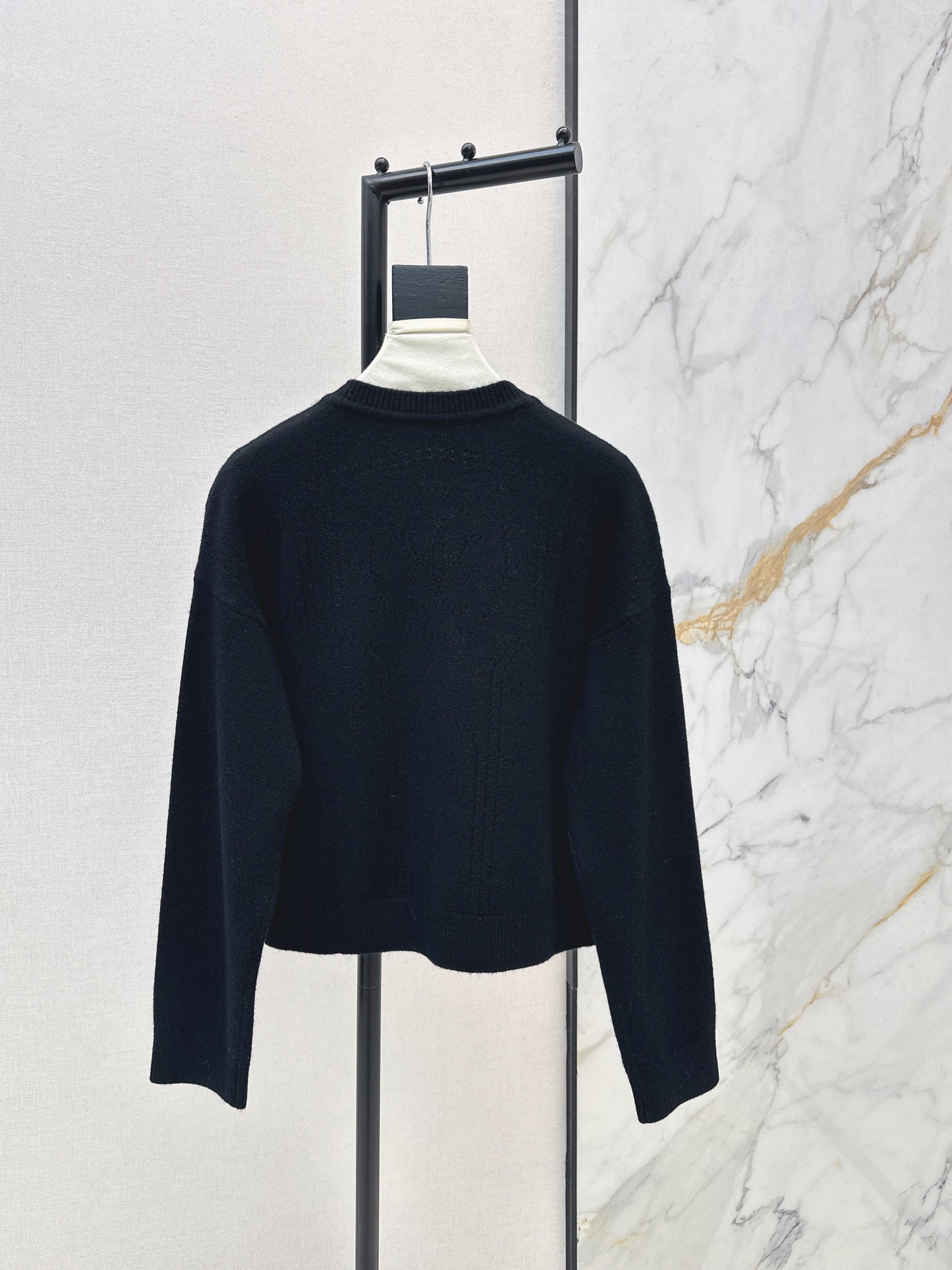 26SS NEUER Strickcardigan