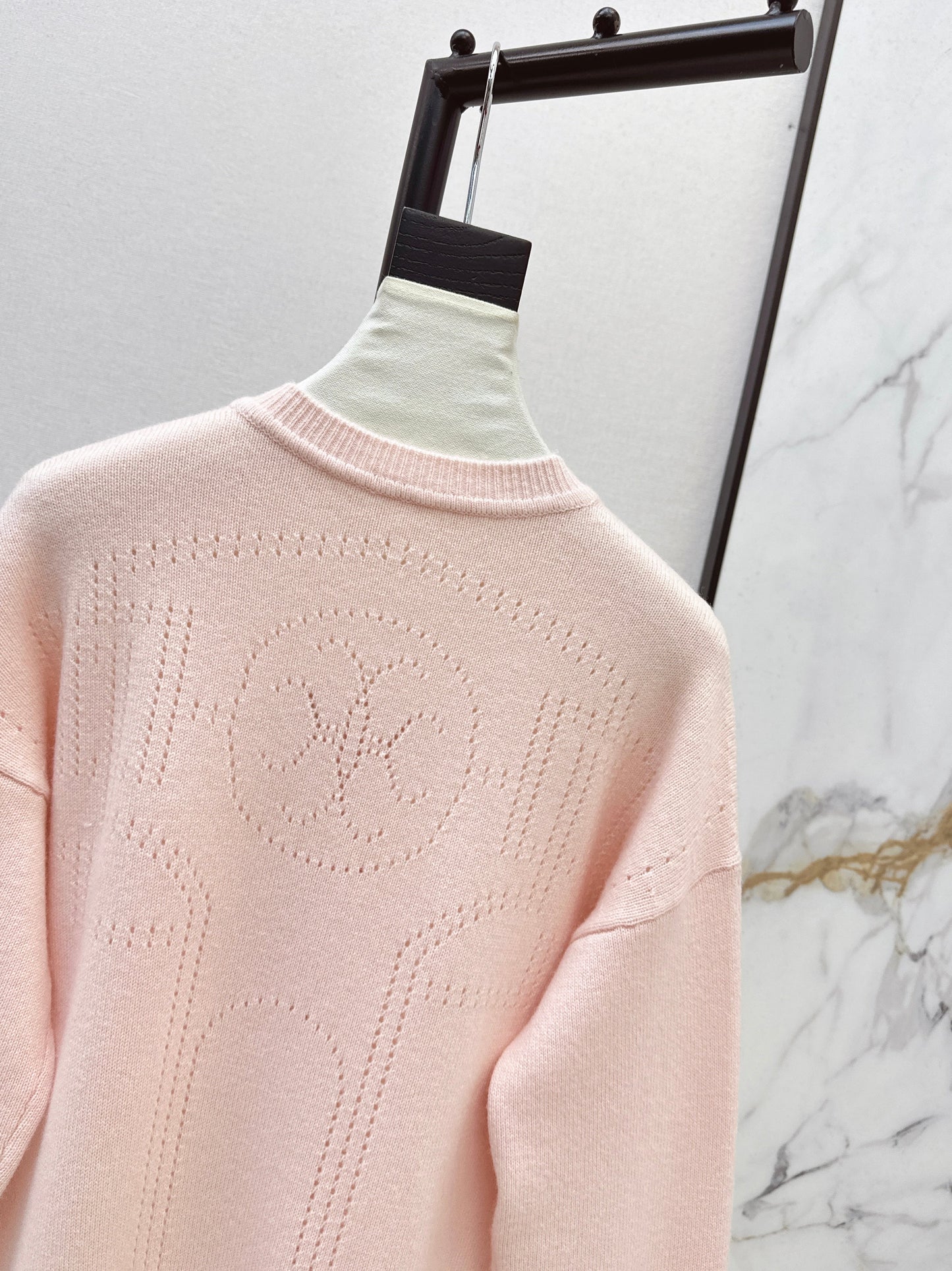 26SS NEUER Strickcardigan