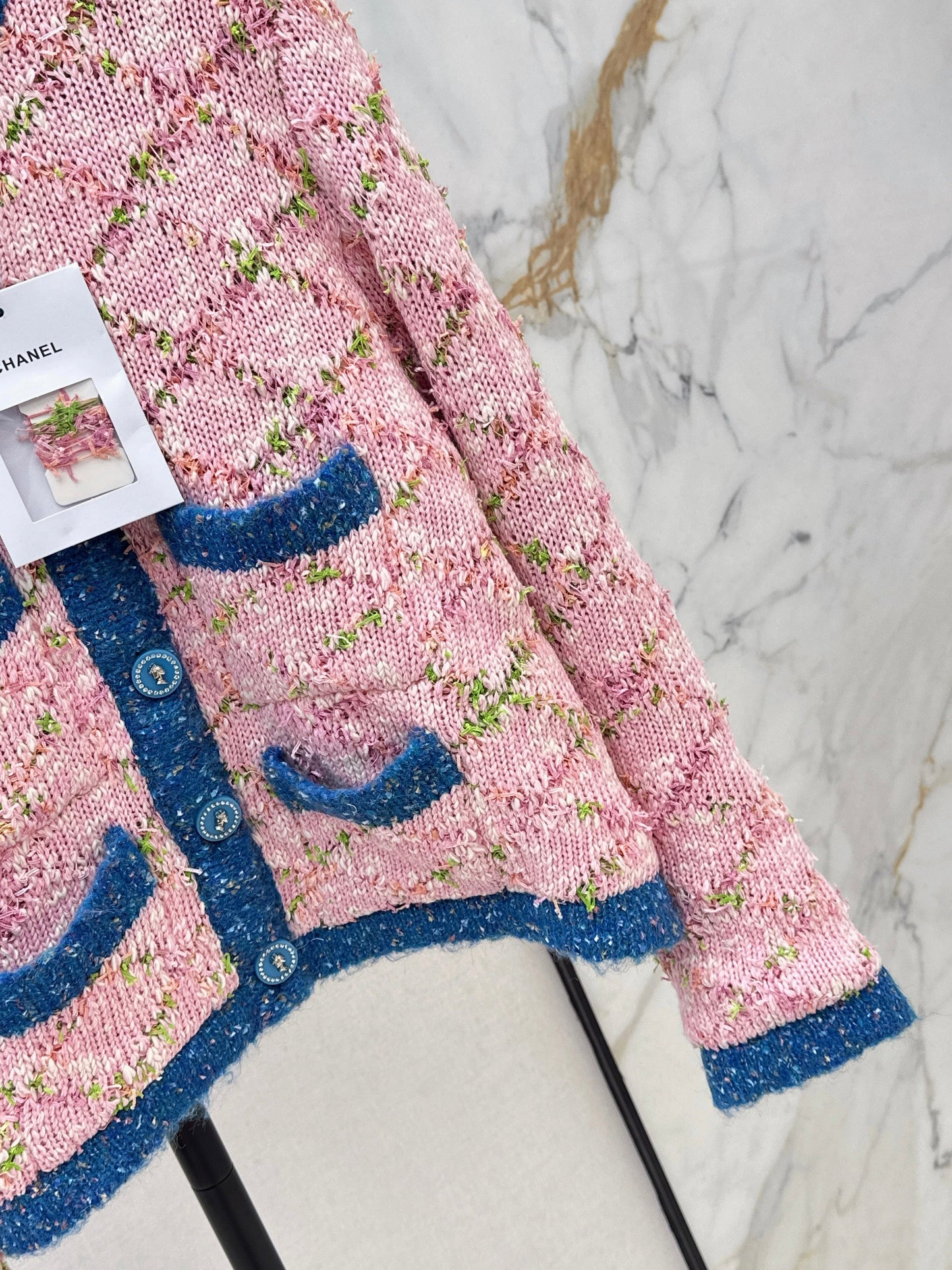 26SS NEUER Strickcardigan