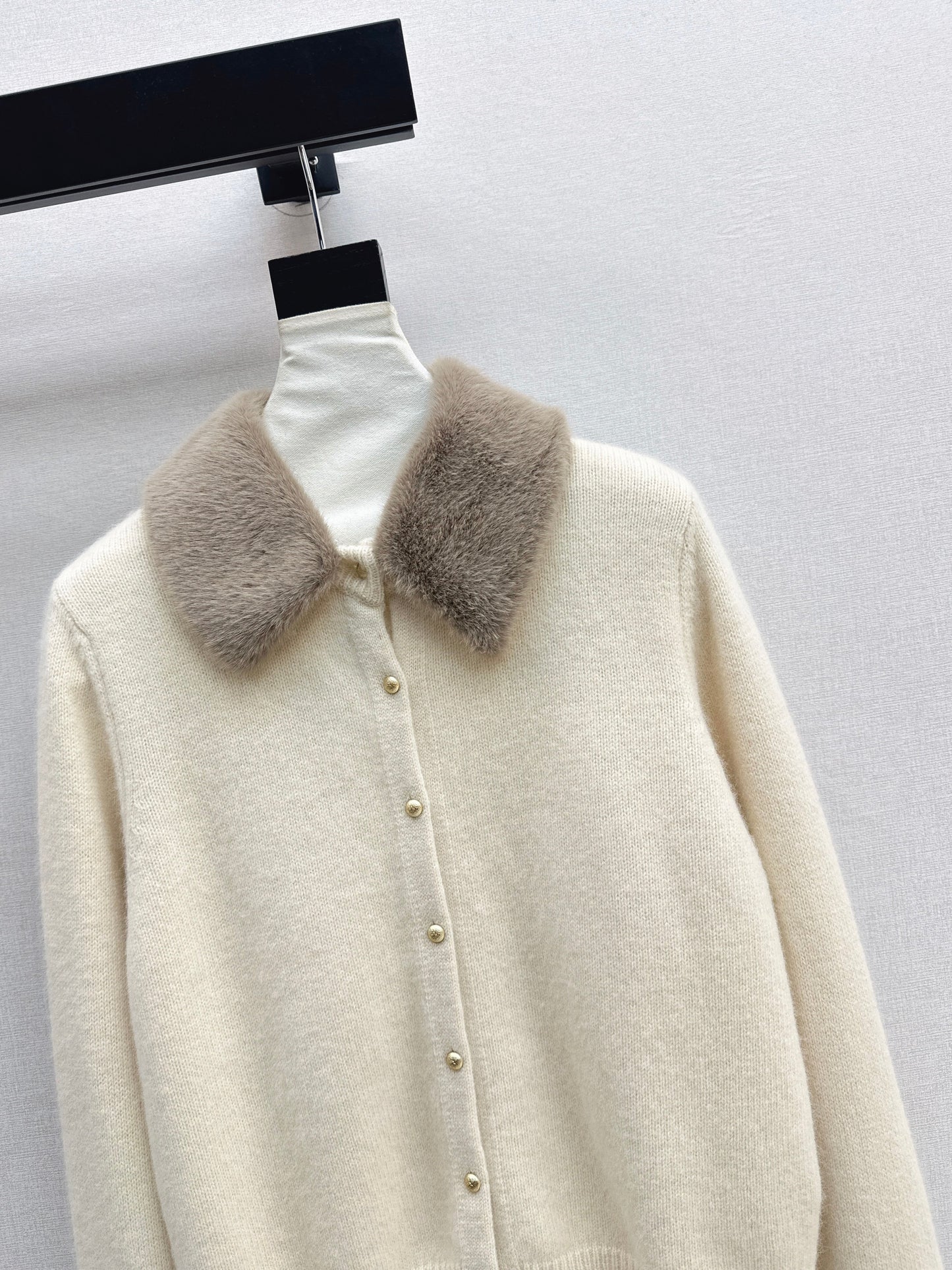 26SS NEW wool cardigan